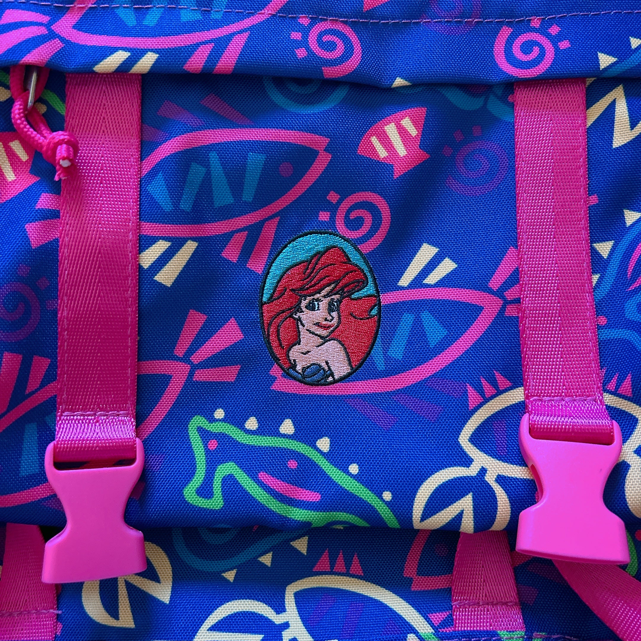 ※再生産予約※ NOSTALGICA 2種類 アリエルシリーズ総柄リュック 7月中の出荷予定