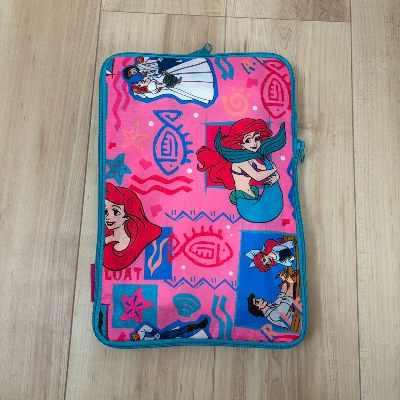 ※上限あり予約※3種類 NOSTALGICA DISNEY 総柄シリーズ圧縮トラベルポーチ 5月中の出荷予定