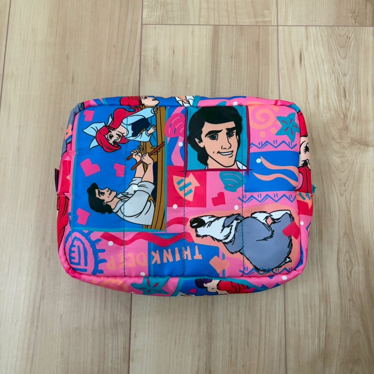 ※上限あり予約※3種類 NOSTALGICA DISNEY 総柄シリーズ キルティングポーチ 5月中の出荷予定