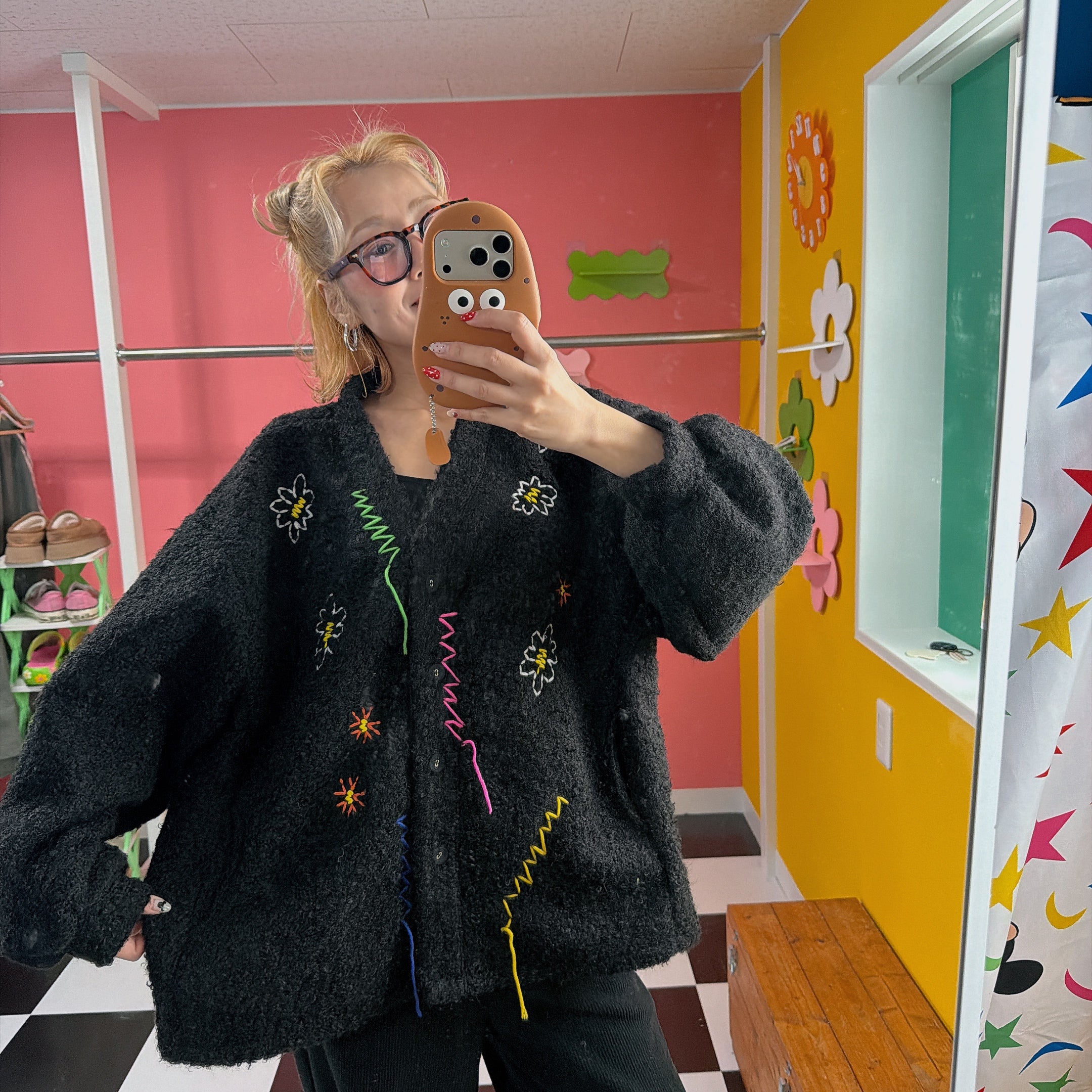 ※上限あり予約※4色 フラワー刺繍カーディガン 2月下旬ごろの出荷予定