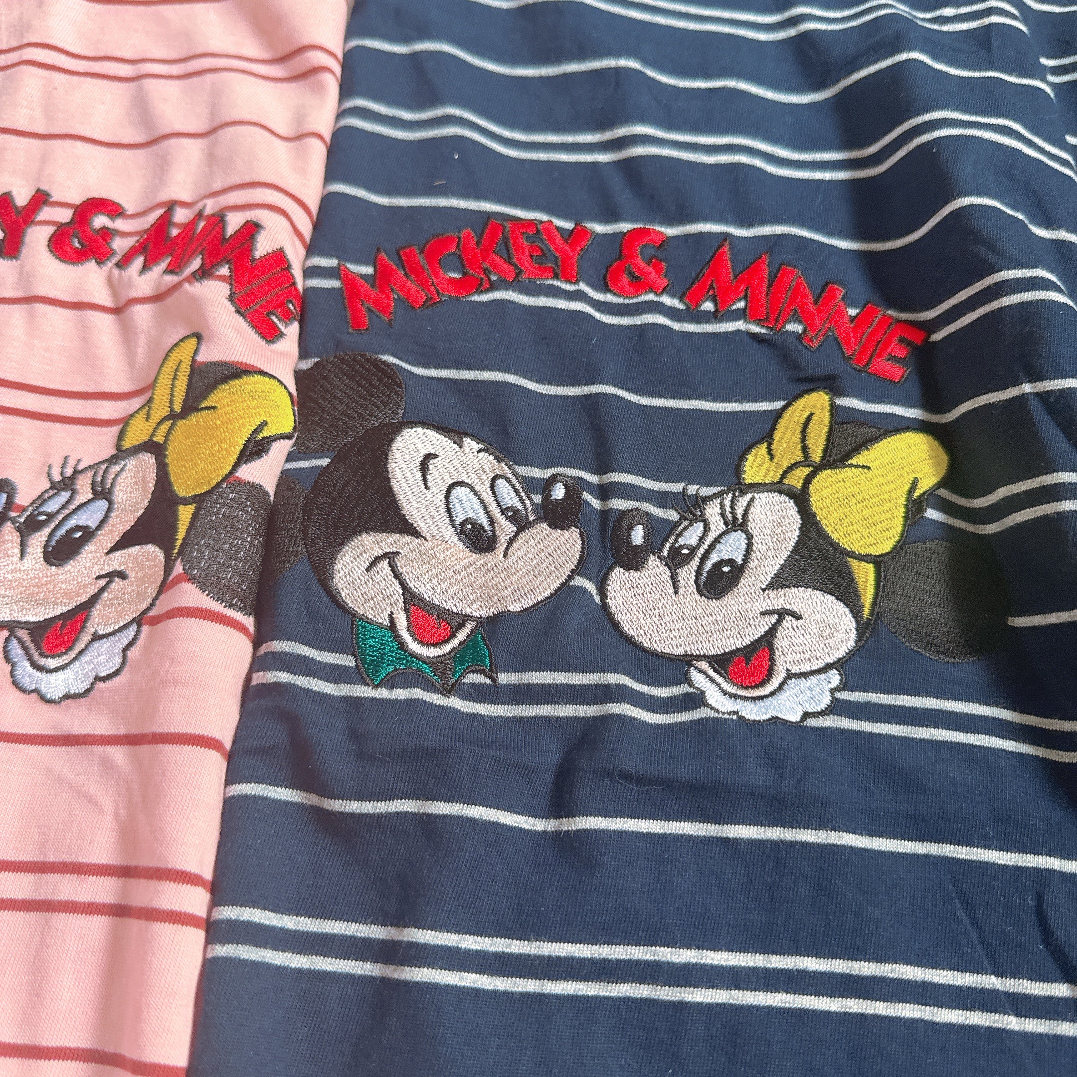 ※予約※ 2色 ミッキーミニー刺繍レトロボーダーロンTEE 10月下旬ごろのお届け予定