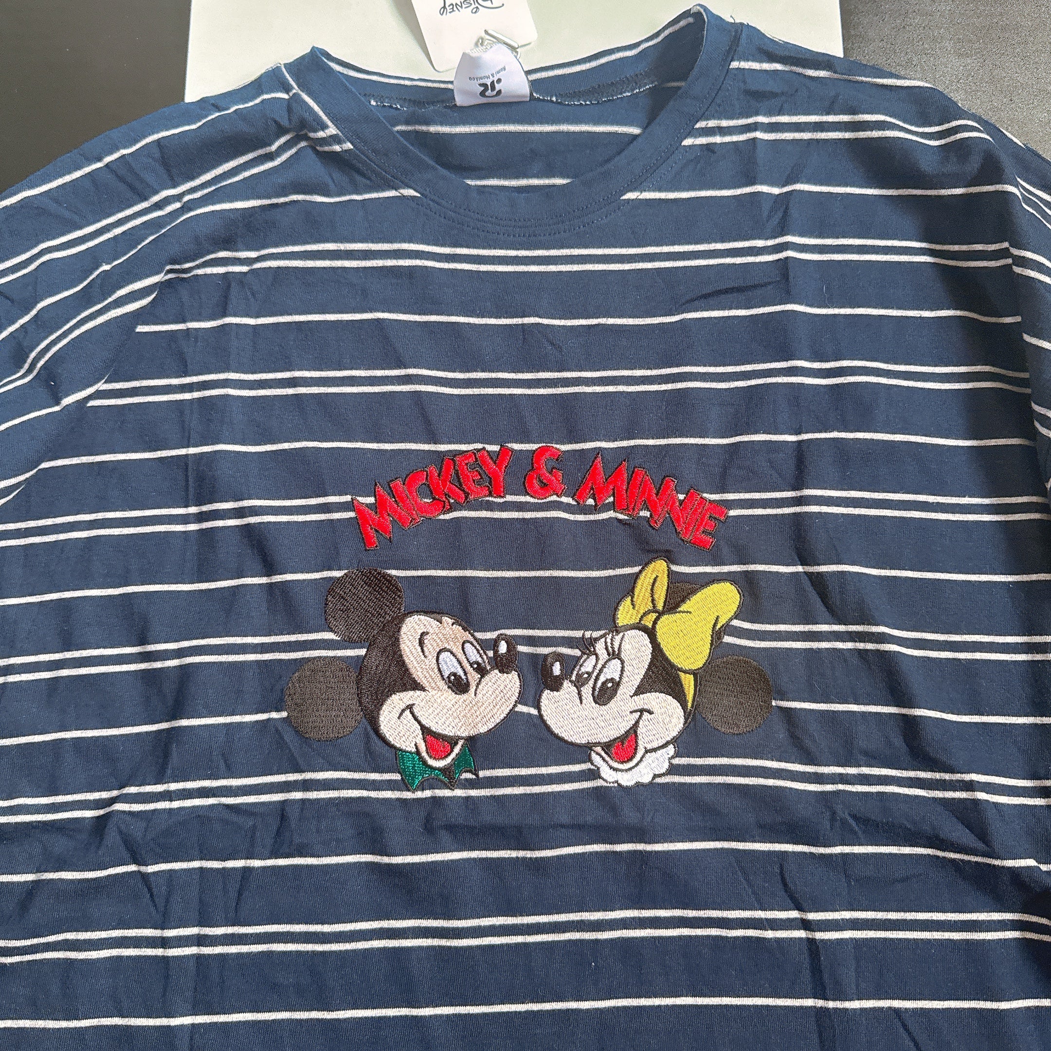 ※予約※ 2色 ミッキーミニー刺繍レトロボーダーロンTEE 10月下旬ごろのお届け予定