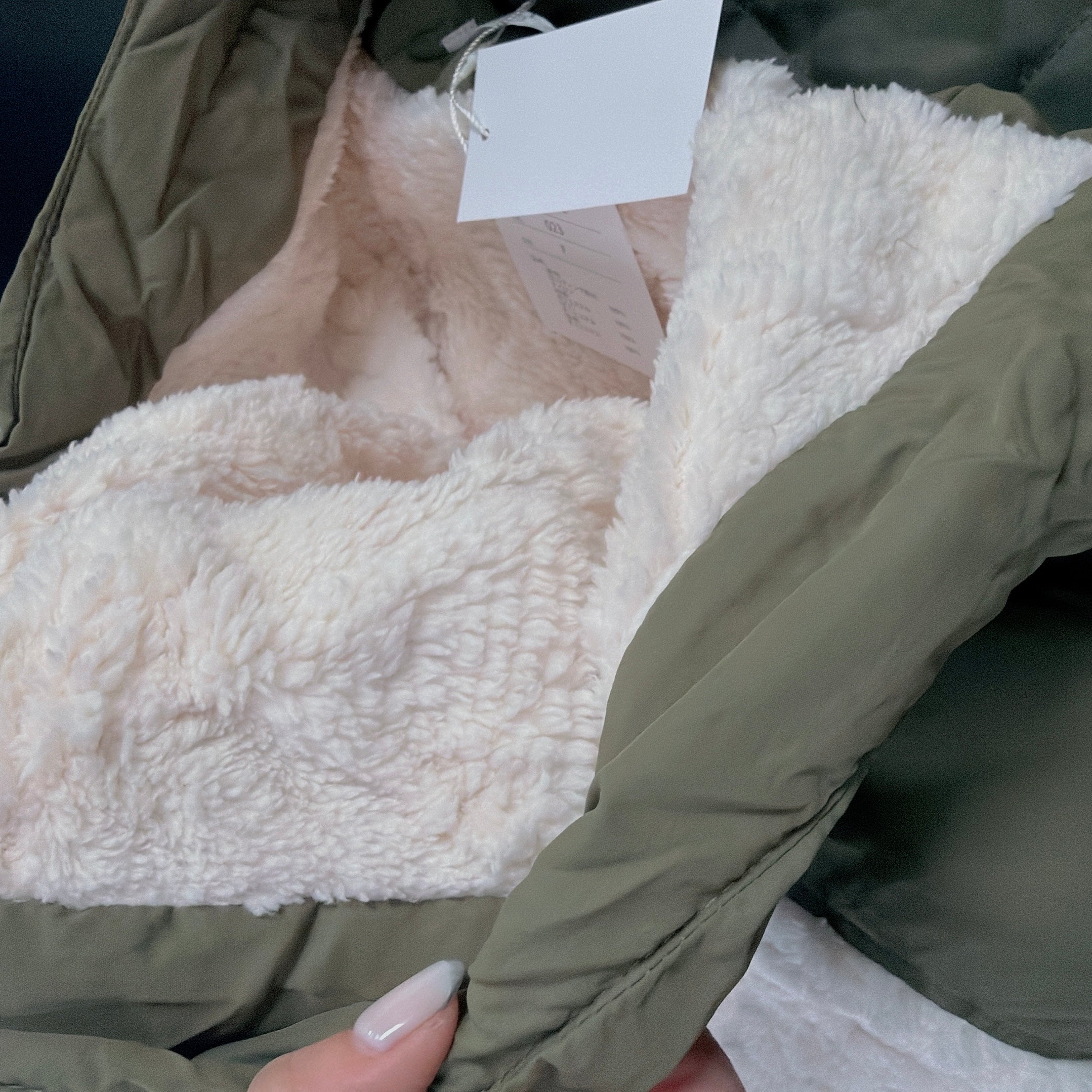 即納 上限あり ハイブリッド袖ボアコート 4〜5営業日で出荷予定