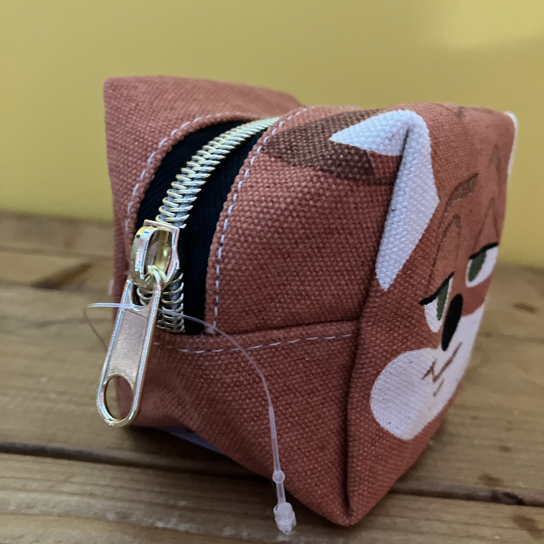 *Pre-order* 2 types: Judy & Nick Cube Pouch - Delivery by end of August