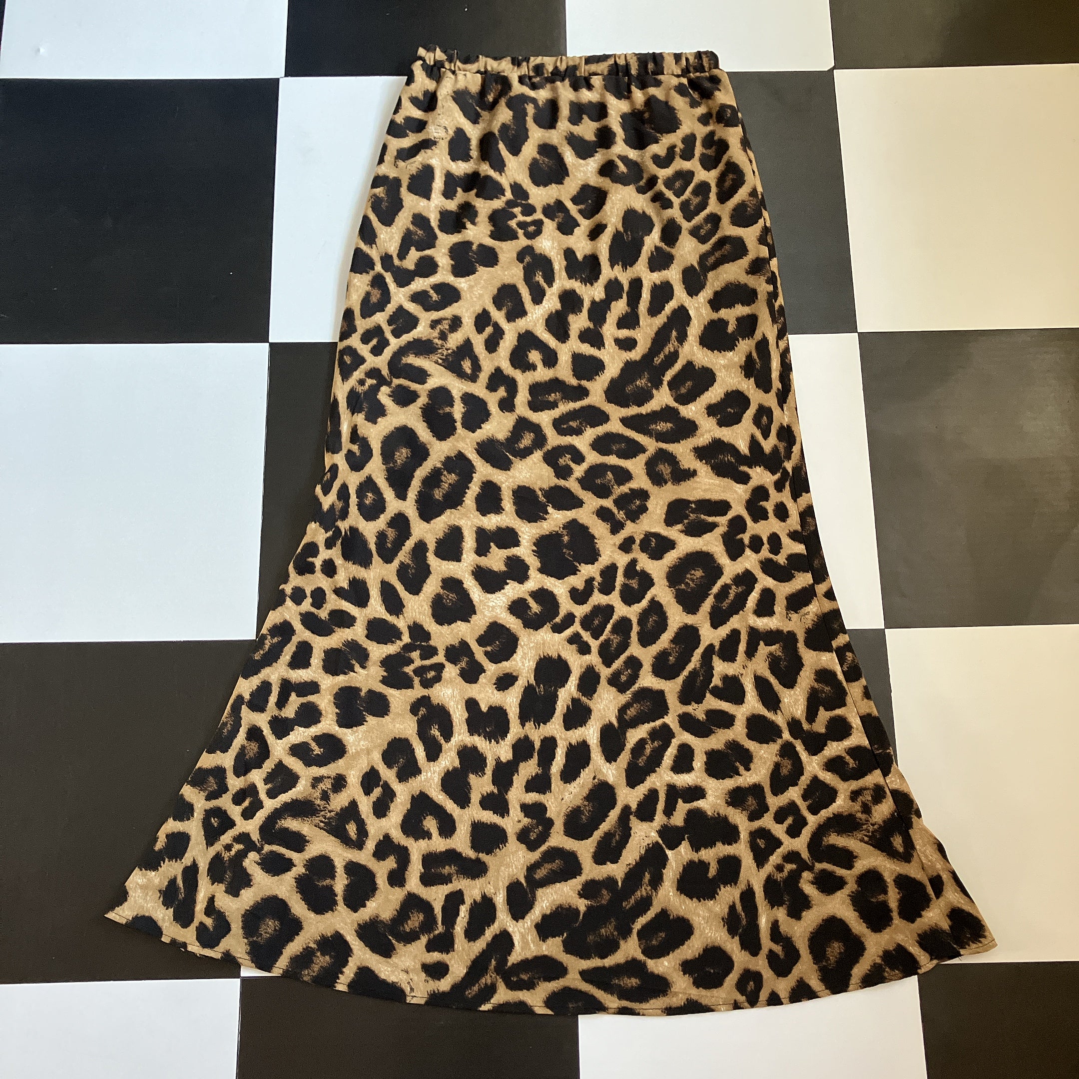 *Reservations* Leopard Satin Narrow Skirt - Scheduled for shipment in August