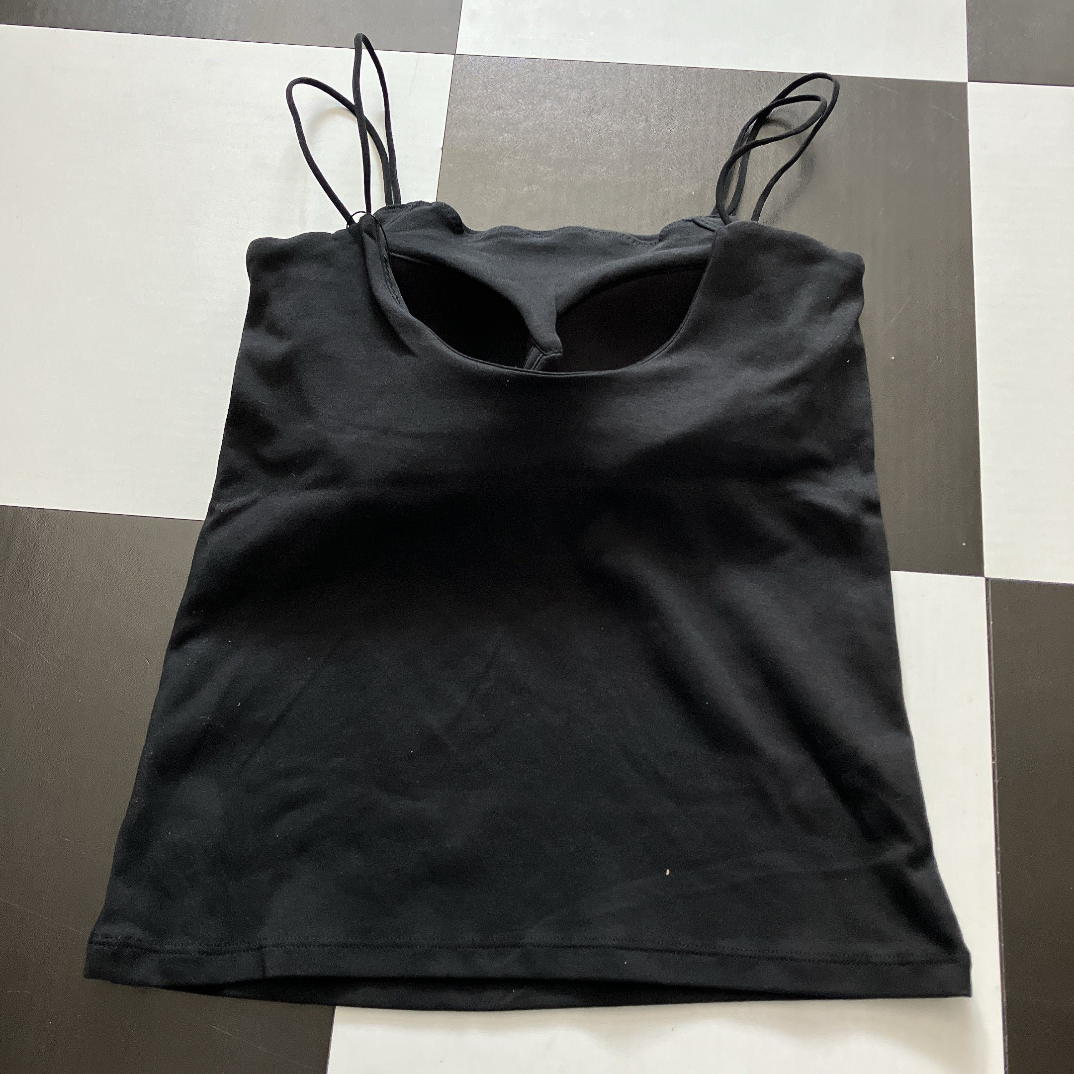 *Reservations with an upper limit* Double Strap Camisole with Built-in Bra - Scheduled for shipment by the end of August