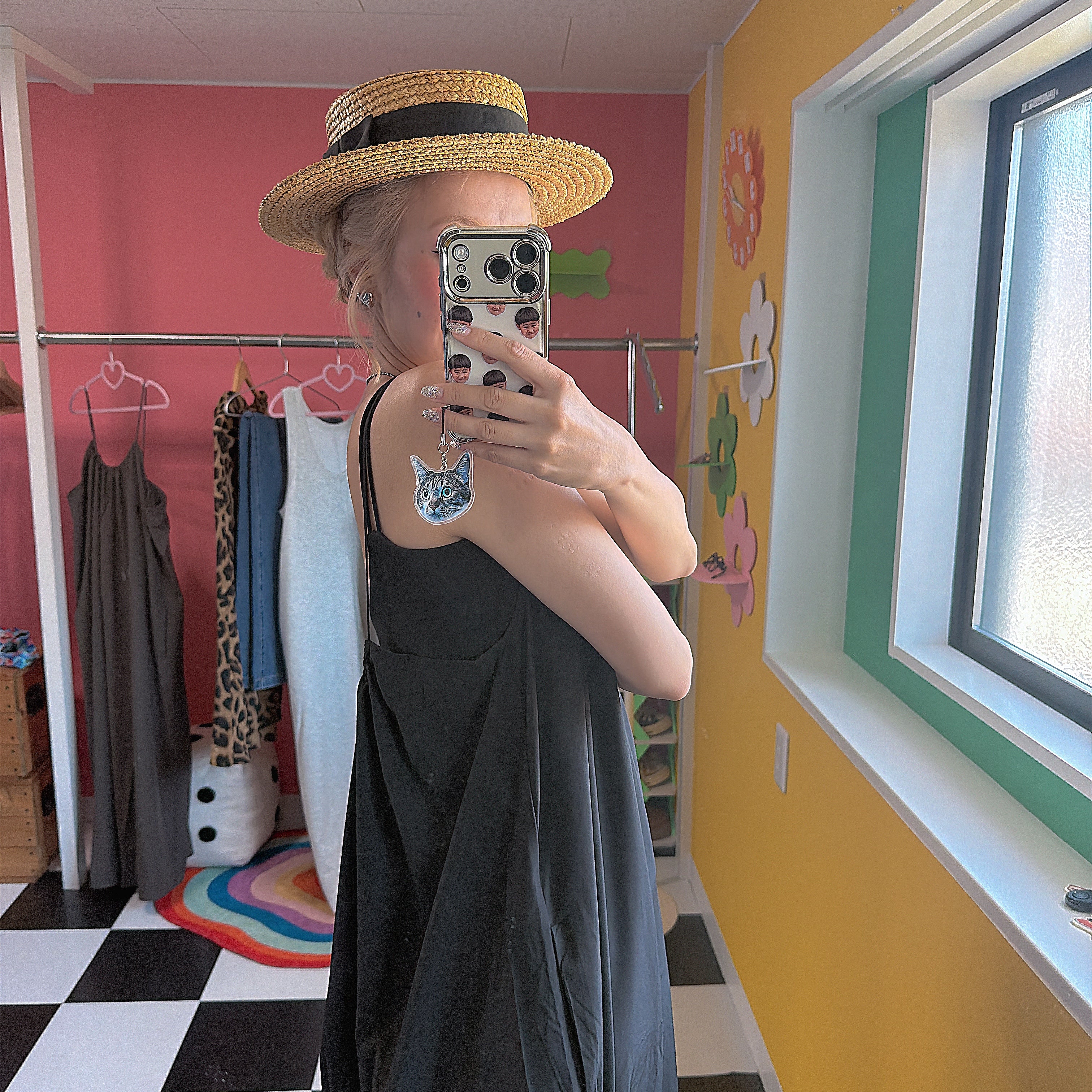 *Pre-order with limited quantity* Two-color amphibious UV-cut camisole dress. Shipping scheduled for August.