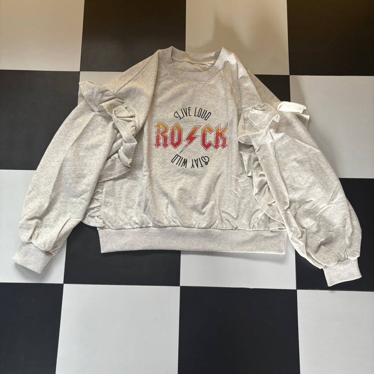 ※予約※ 2色 ROCKロゴ 袖フリル ラグランスウェットプルオーバー 納期目安は商品ページに記載