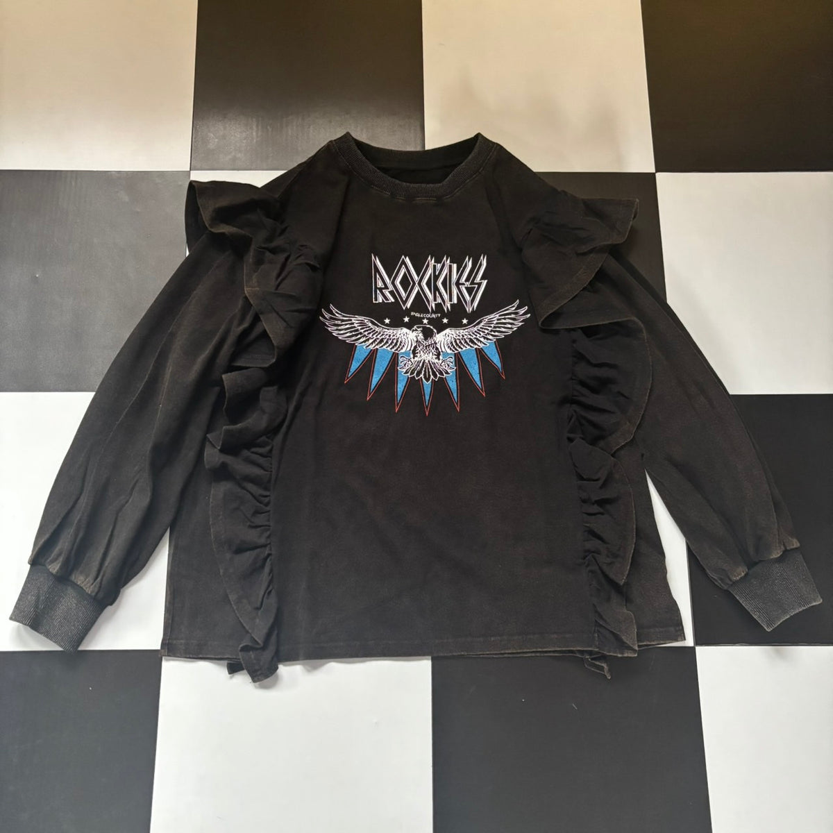 ※予約※ 3色 イーグルプリント ROCKSロゴ フリルロンT 納期目安は商品ページに記載