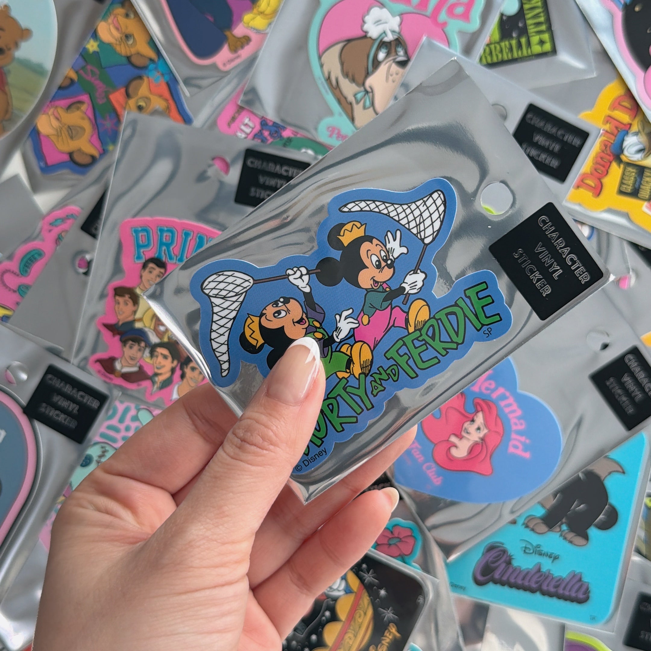 在庫限り 80種類 NOSTALGICA DISNEYデザインキャラクターステッカー