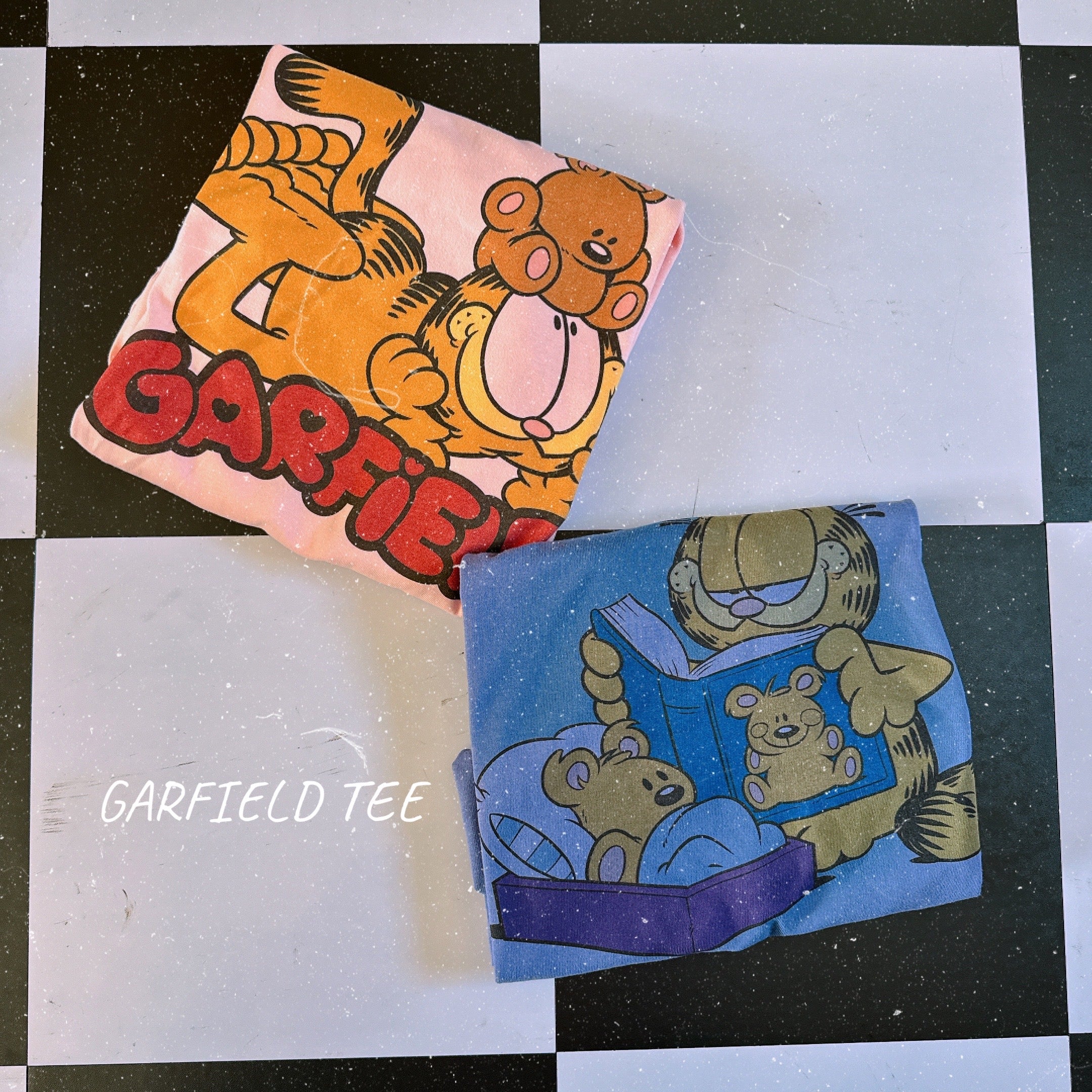 *Re-order* Pre-order item! Two types of Garfield TEE Scheduled to be shipped in August