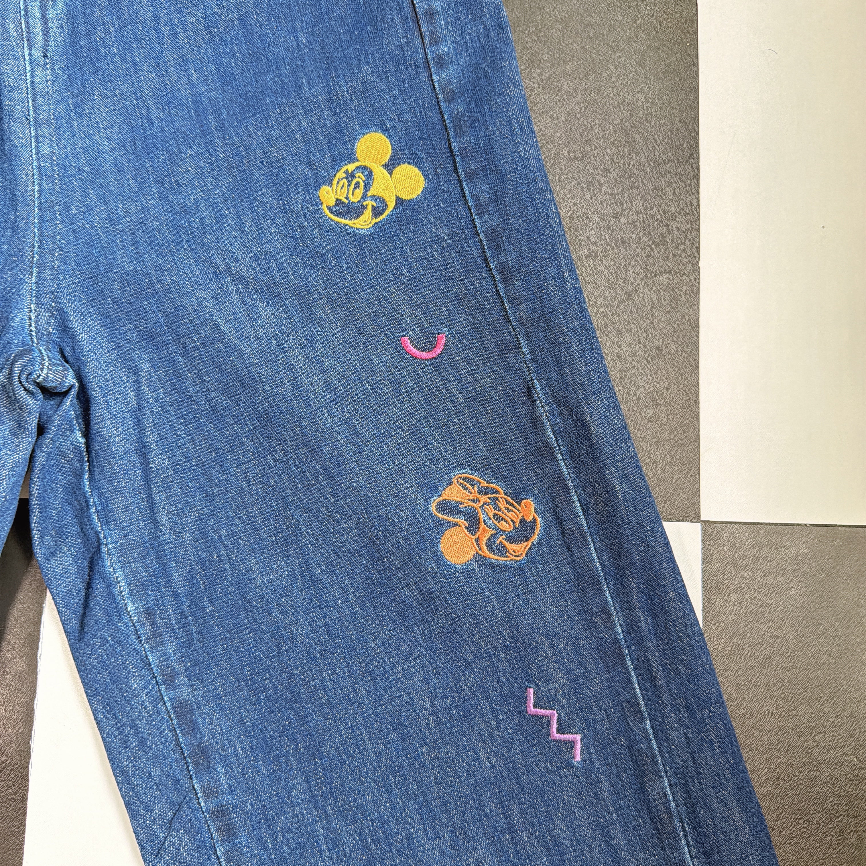 *Reservations with limit* Setup possible Lightweight denim chemical-treated 2-way pants Shipping scheduled for mid-June