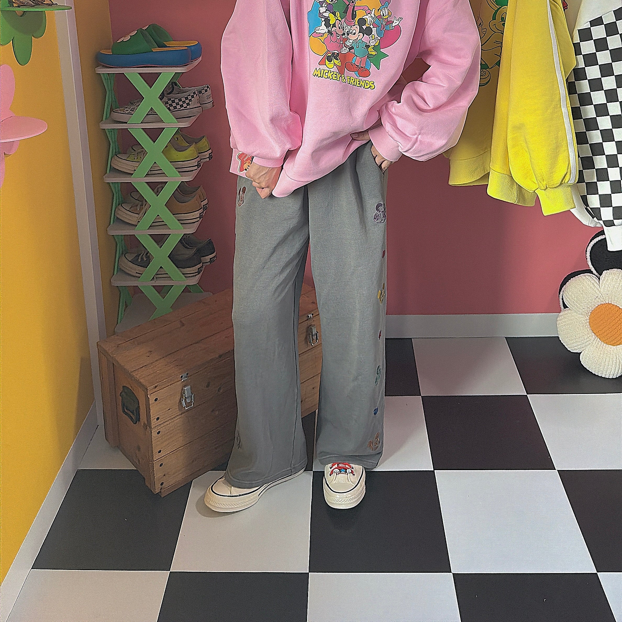 *Reservations with limit* Setup possible Lightweight denim chemical-treated 2-way pants Shipping scheduled for mid-June