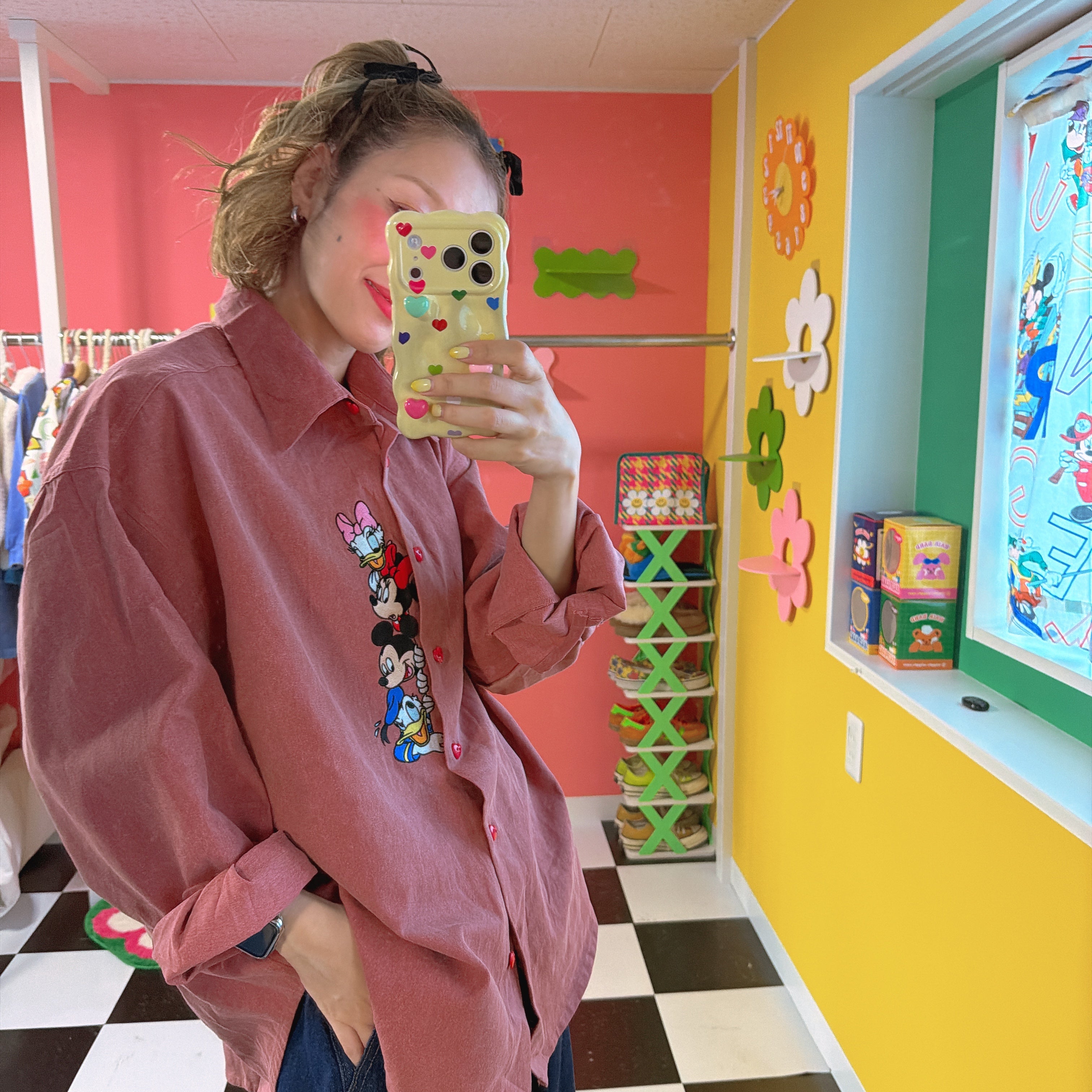 ※予約※新デザイン!3色 ミッキーフレンズハートボタン刺繍シャツ 12月中の出荷予定