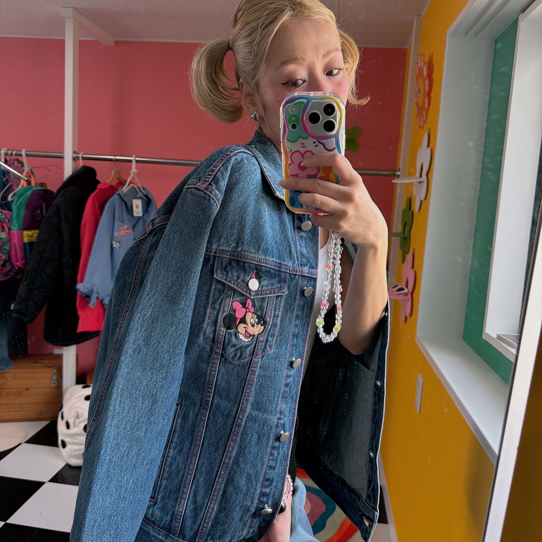 ※予約※ミッキー＆ミニー刺繍デニムジャケット 5月出荷予定