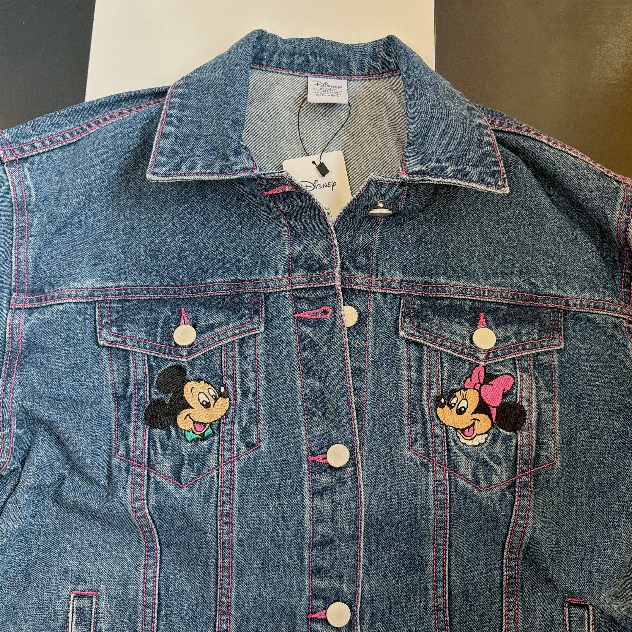 ※予約※ミッキー＆ミニー刺繍デニムジャケット 5月出荷予定