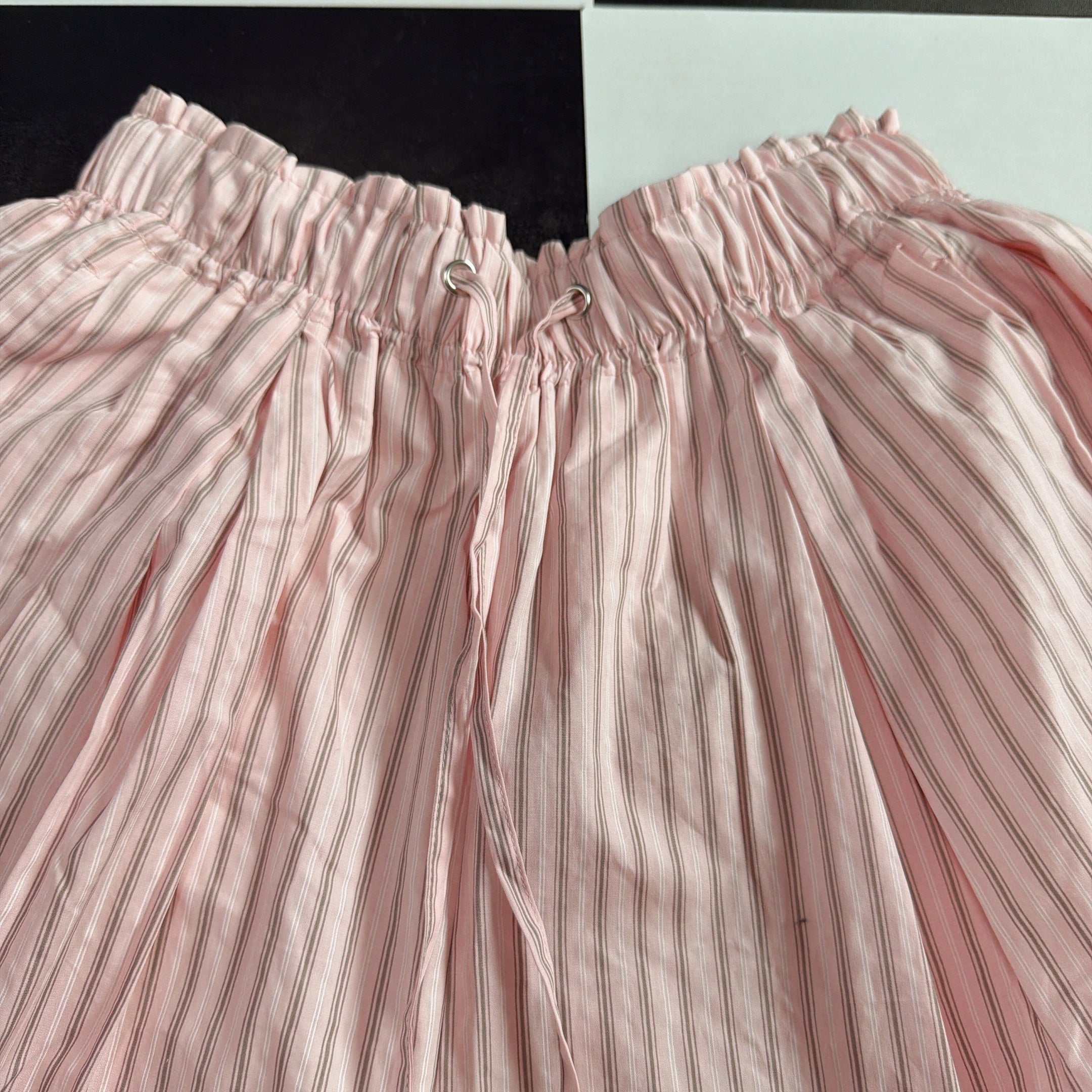 ※予約※2色 ストライプタックギャザーパンツ  4月上旬の出荷予定