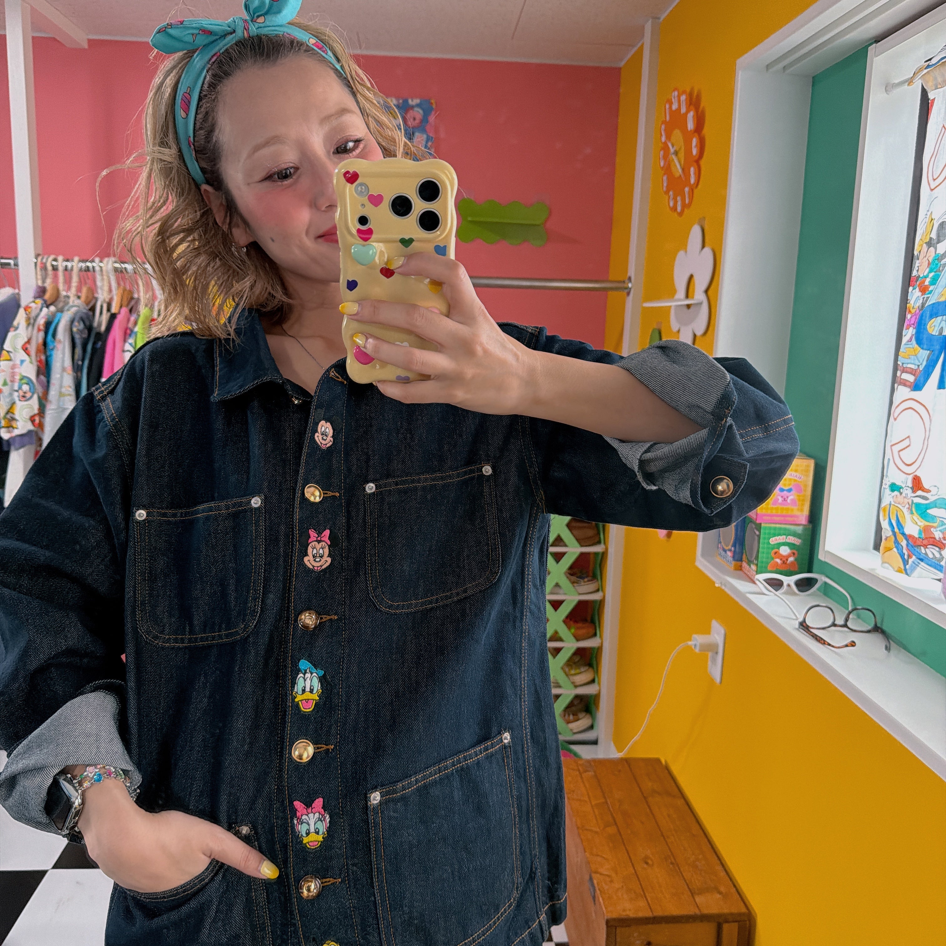 ※予約※ミッキーフレンズ刺繍ゴールドボタンデニムジャケット 12月下旬〜1月上旬の出荷予定