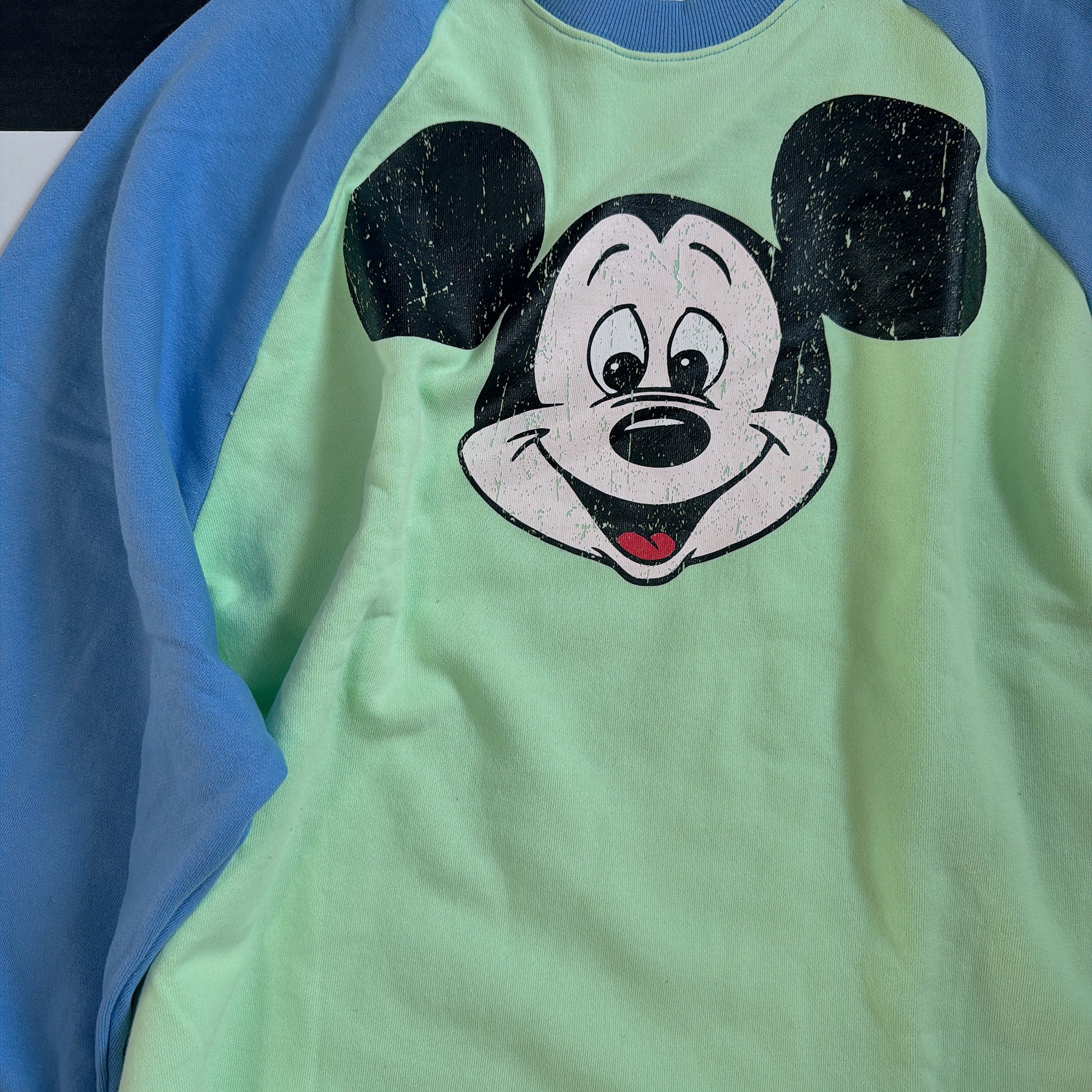 ※予約※2色 MICKEYラグランスウェット  5月中の出荷予定