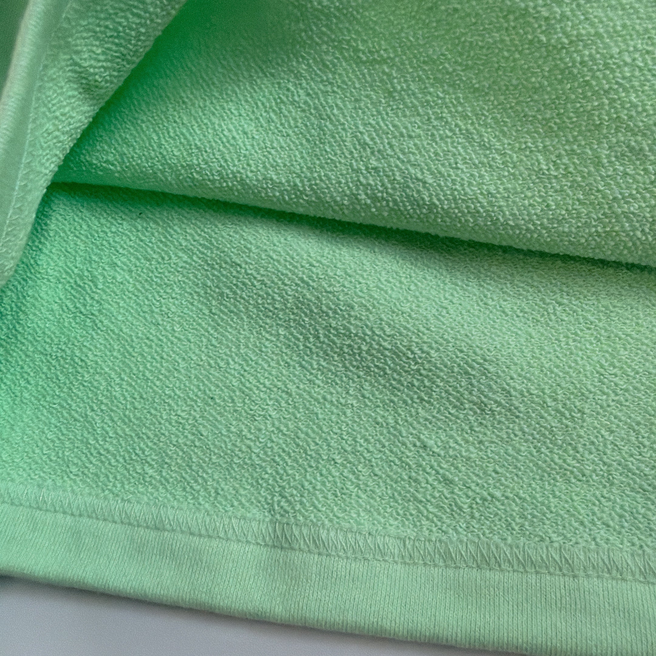 ※予約※2色 MICKEYラグランスウェット  5月中の出荷予定