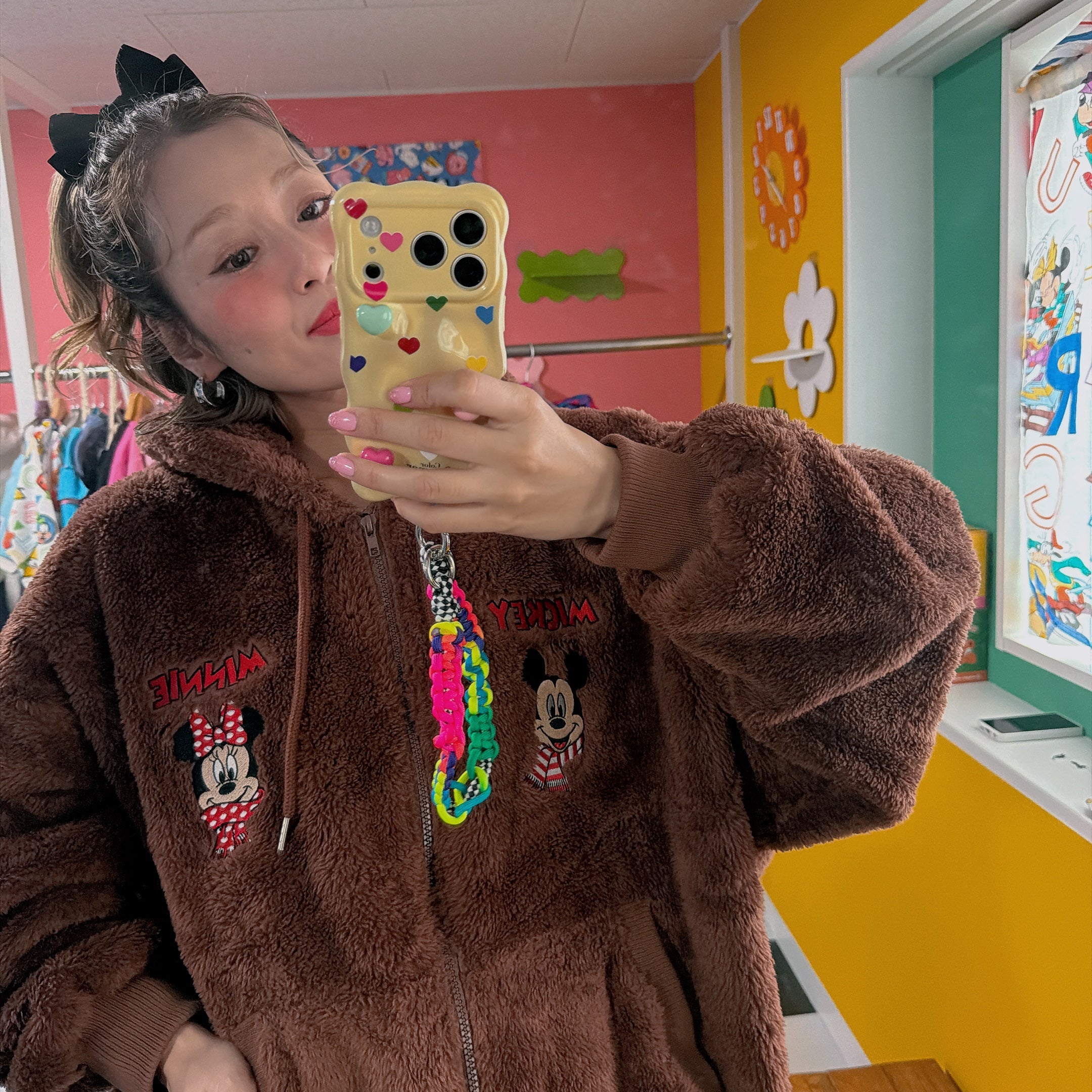 ※予約※2色⭐︎シーズナル限定⭐︎ミッキーミニー刺繍耳付きボアパーカー 12月下旬〜1月上旬お届け予定