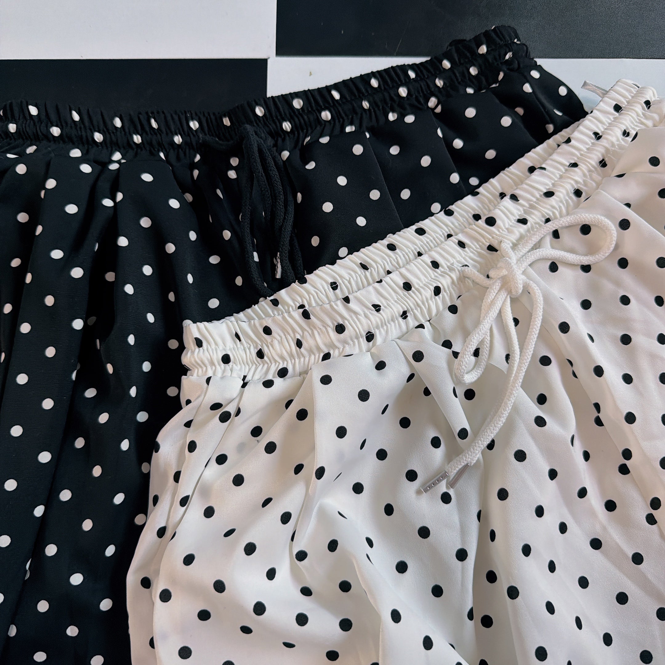 在庫限り2色 ドットワイドパンツ 4月上旬出荷予定