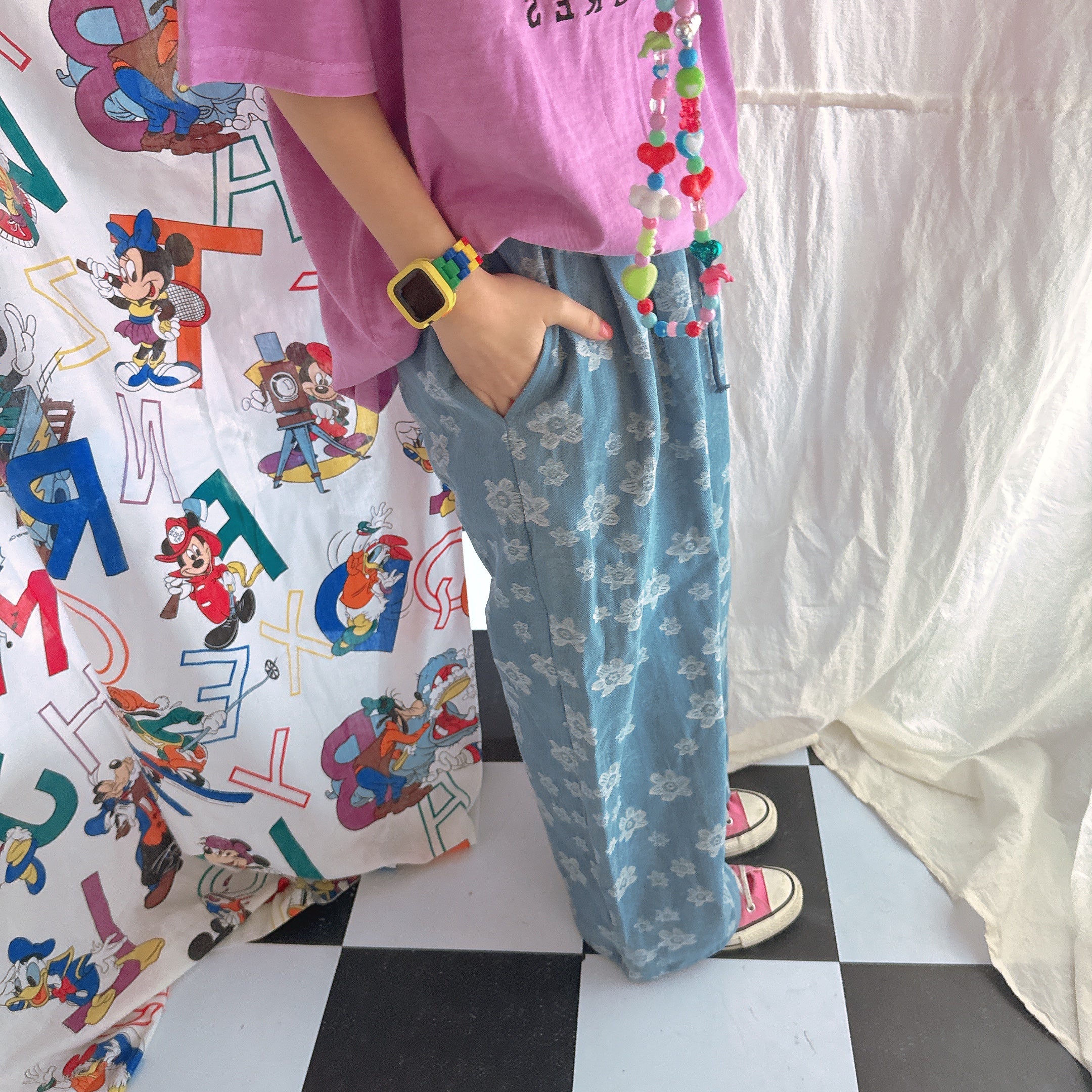 ライトブルーのみ即納 フラワー総柄タックデニム