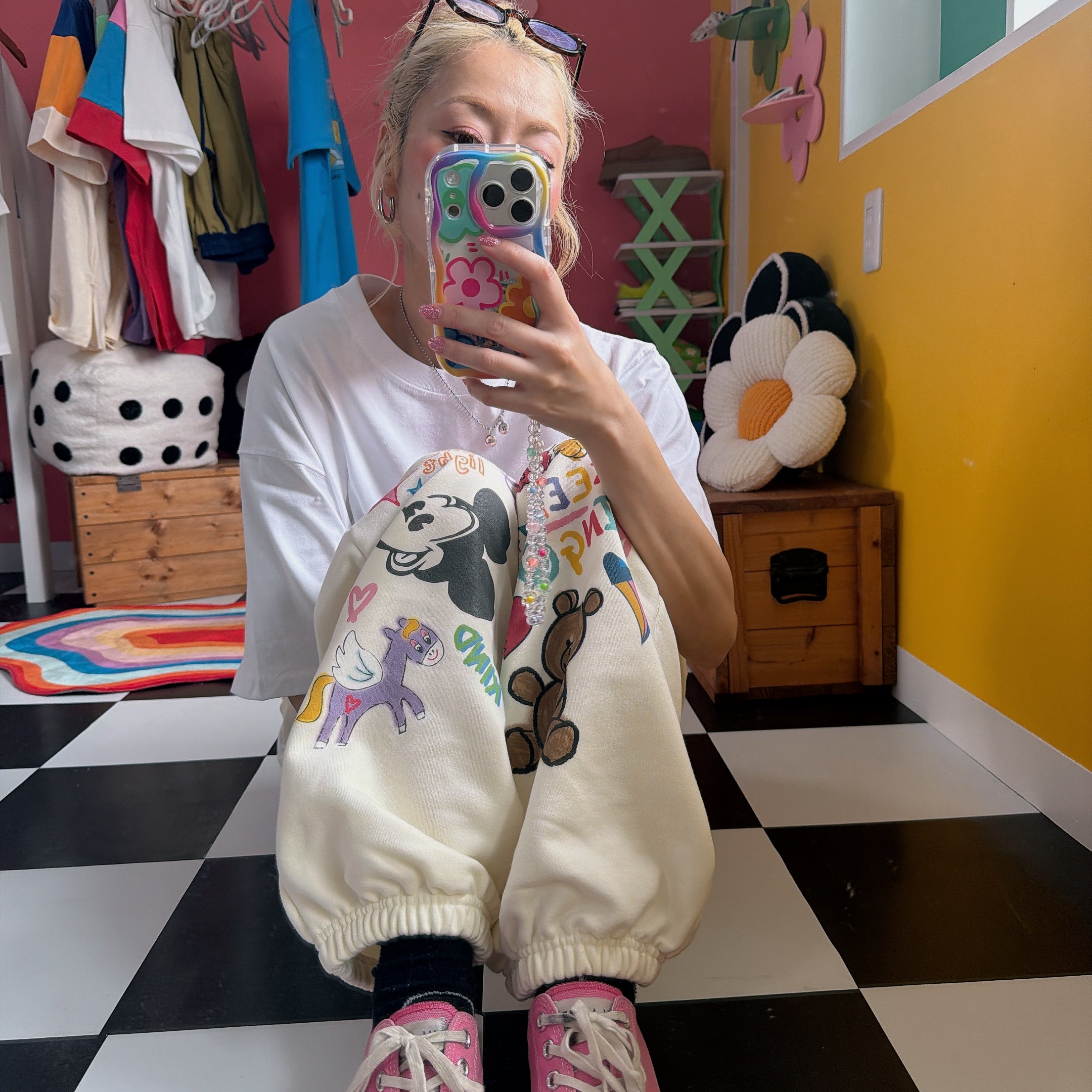 ※予約※2色 ミッキー落書きデザインジョガーパンツ  6月中の出荷予定