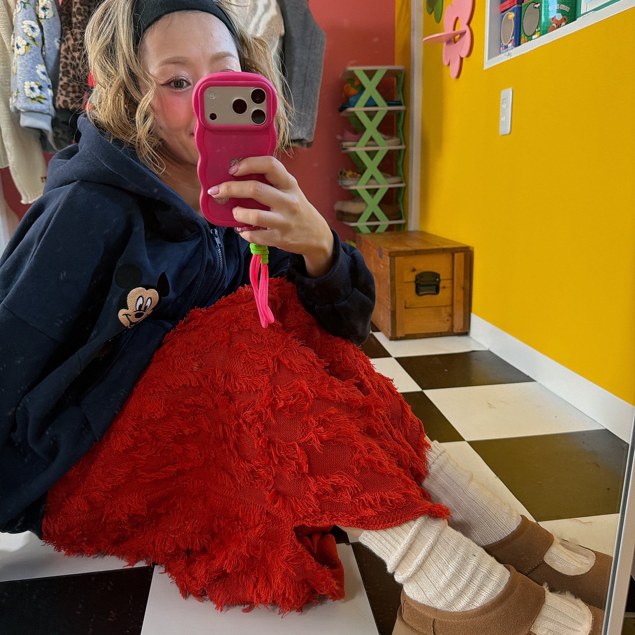 ※予約※ 新色 ミッキーミニーランダム刺繍パーカー 1月中の出荷予定