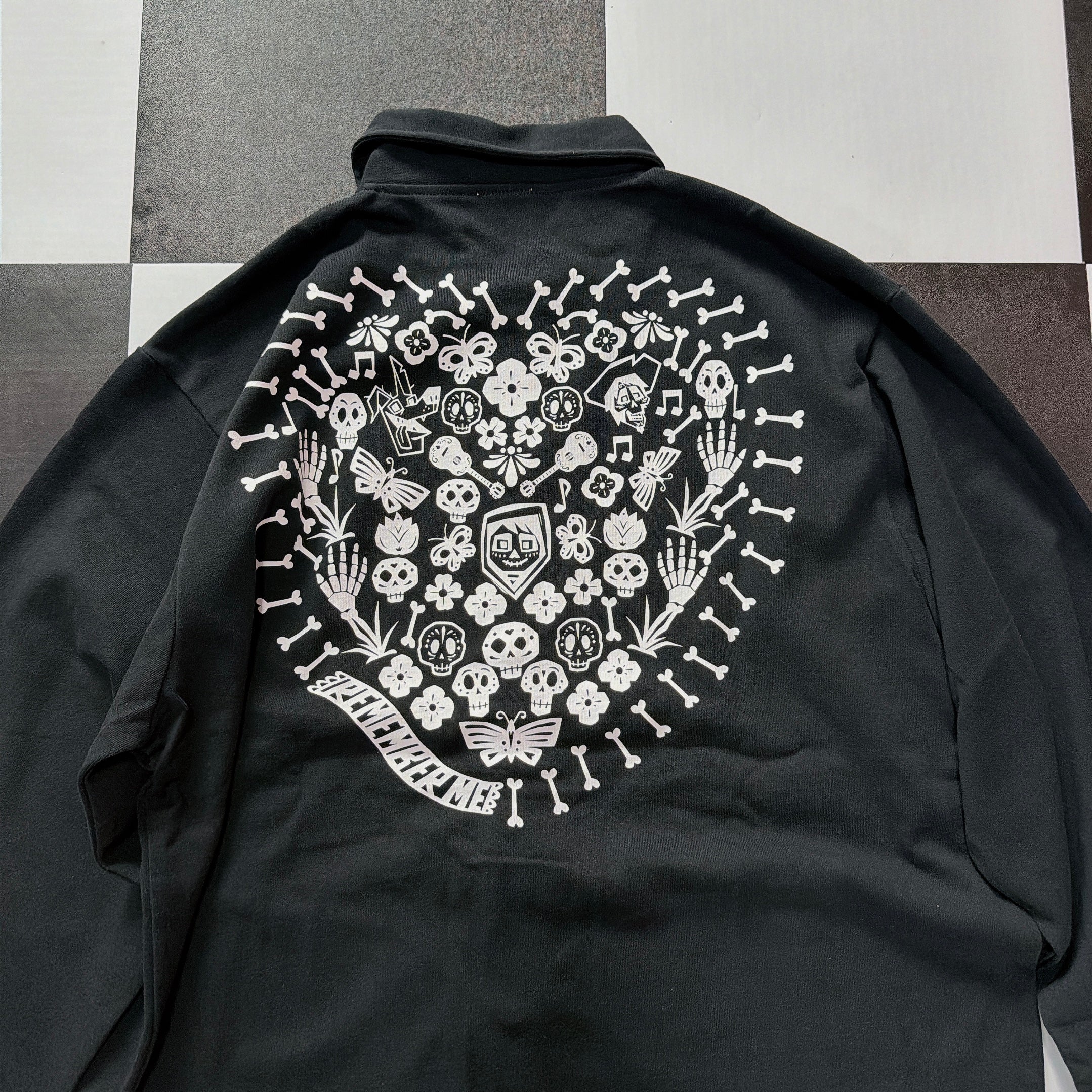 *Reservation* 2 types of DISNEY/PIXAR NOSTALGICA Coach Jackets scheduled to ship in June
