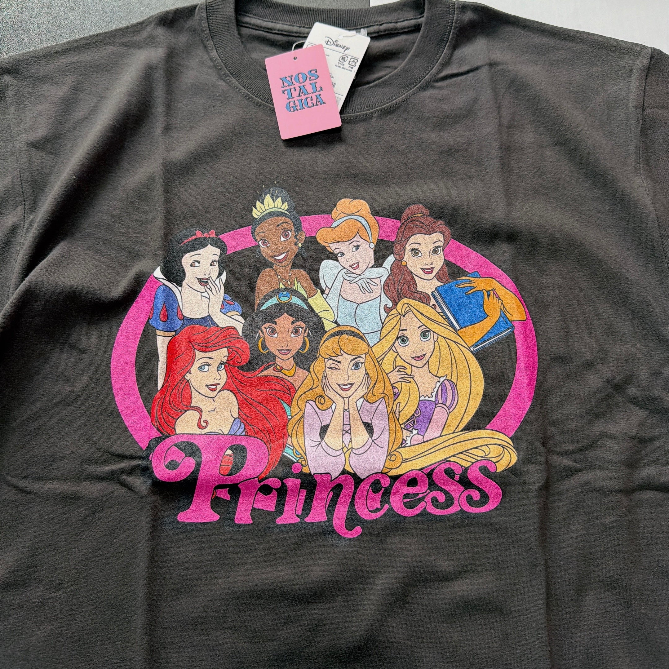 *Pre-order* 5 types of DISNEY NOSTALGICA T-shirts scheduled for shipment in June