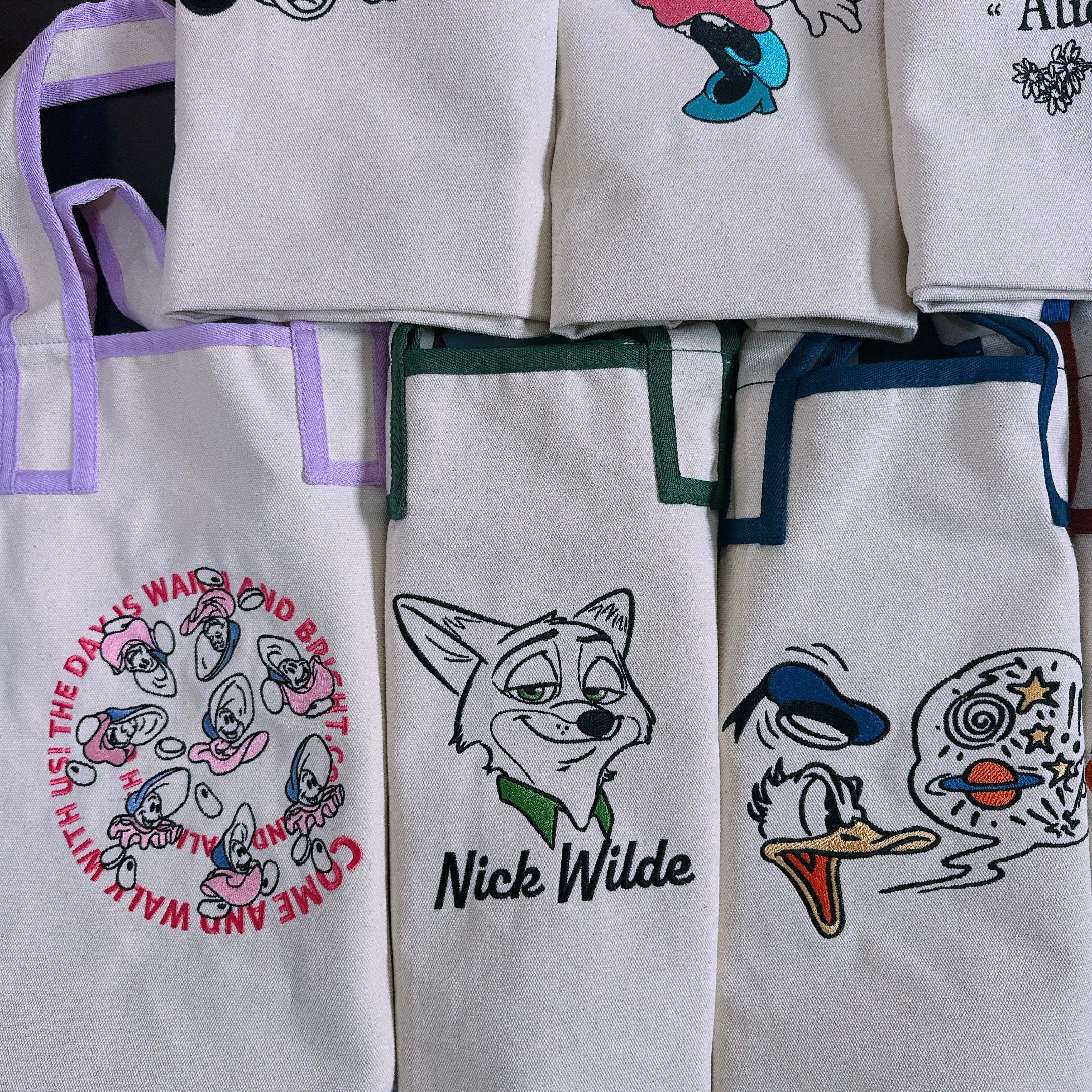 *Pre-order* Disney's new product pre-order 7 types of embroidered big tote bags Scheduled to ship in May