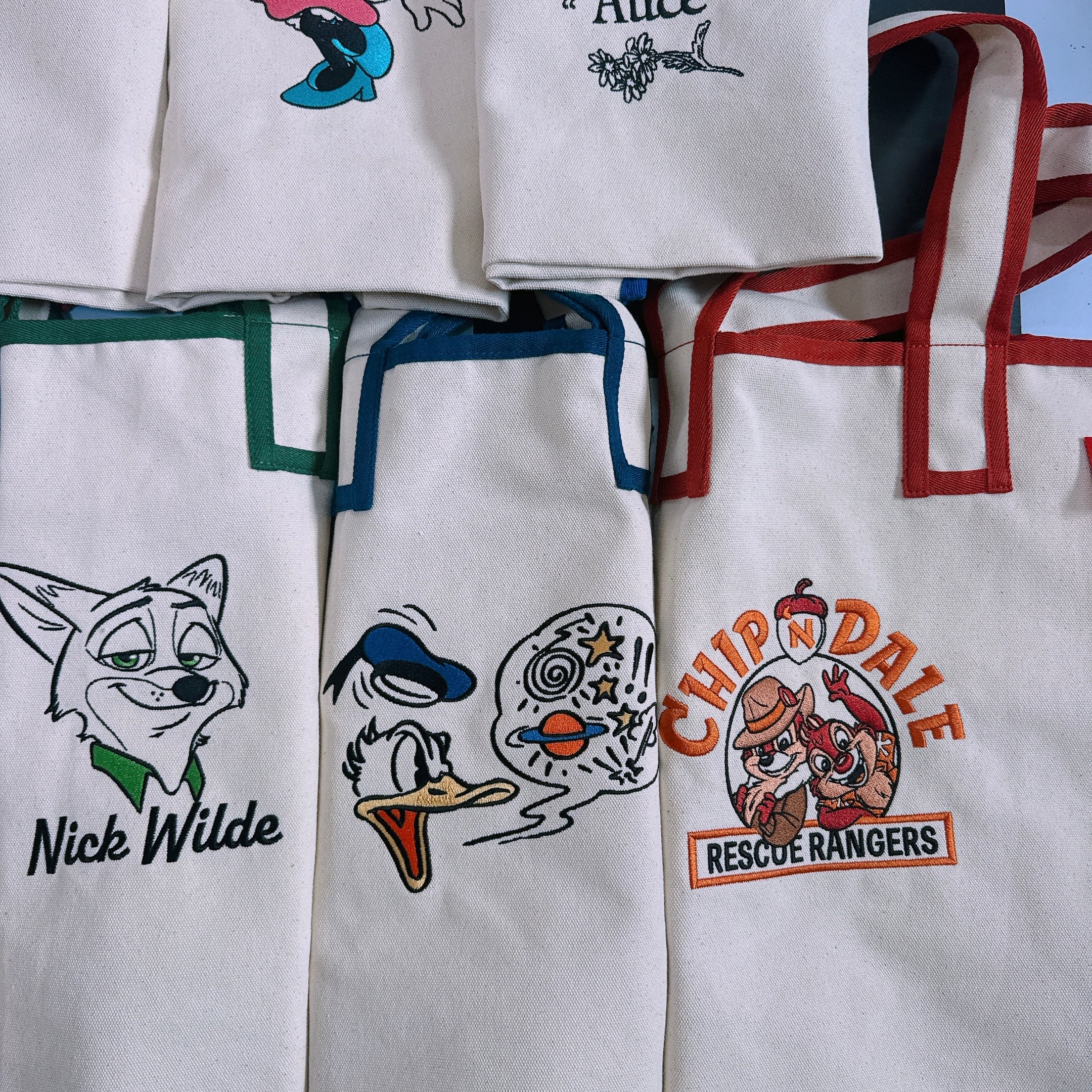 *Pre-order* Disney's new product pre-order 7 types of embroidered big tote bags Scheduled to ship in May