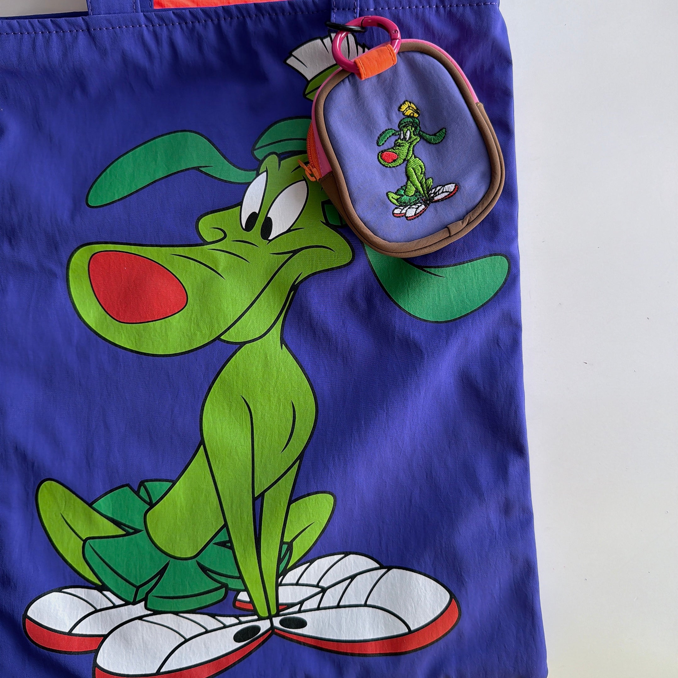 *Reservation* 2 Types Looney Tunes NOSTALGICA Carabiner Pouch - Shipping scheduled for August