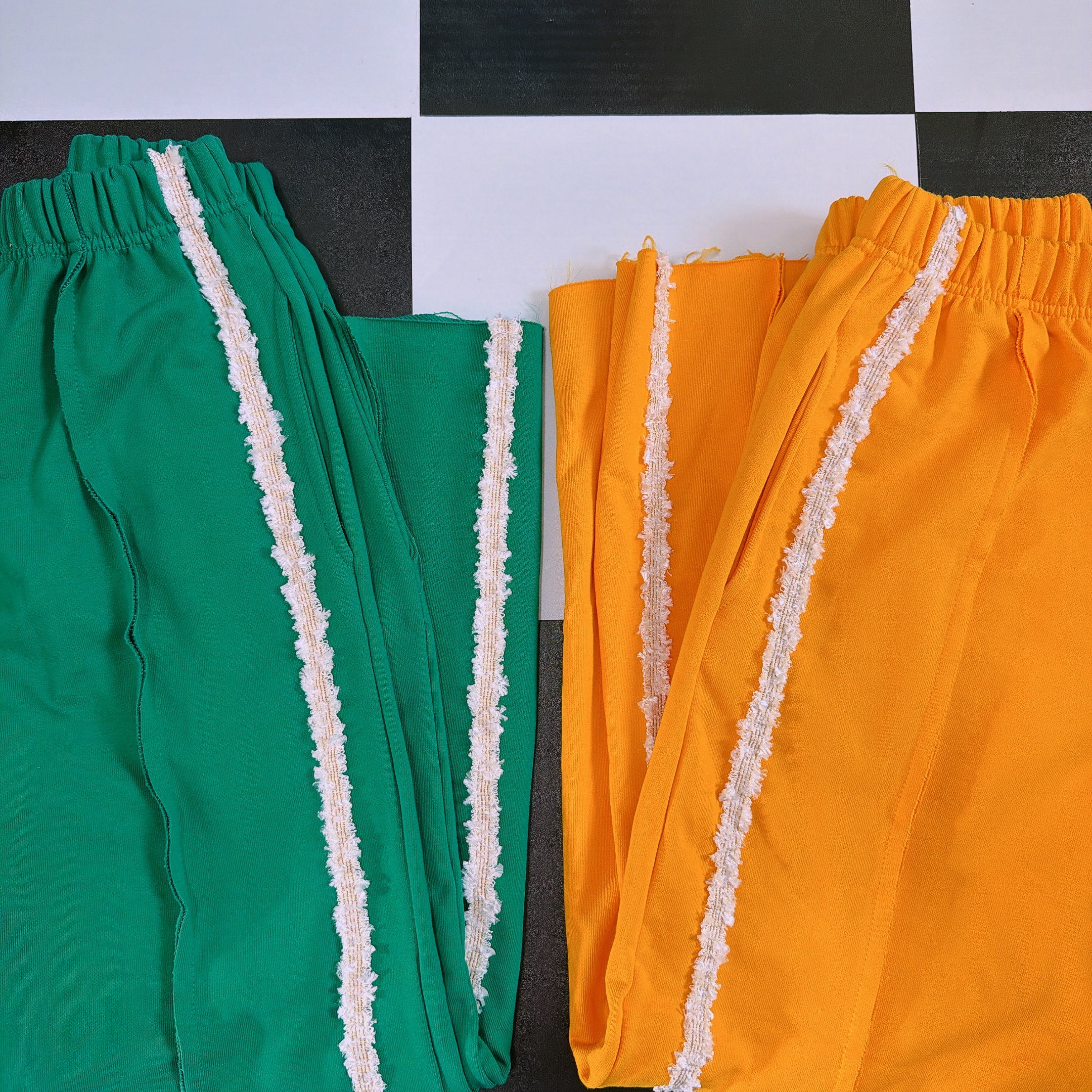 ※予約※2色 裾ダメージレーストラックカラーパンツ 2月上旬ごろ出荷予定