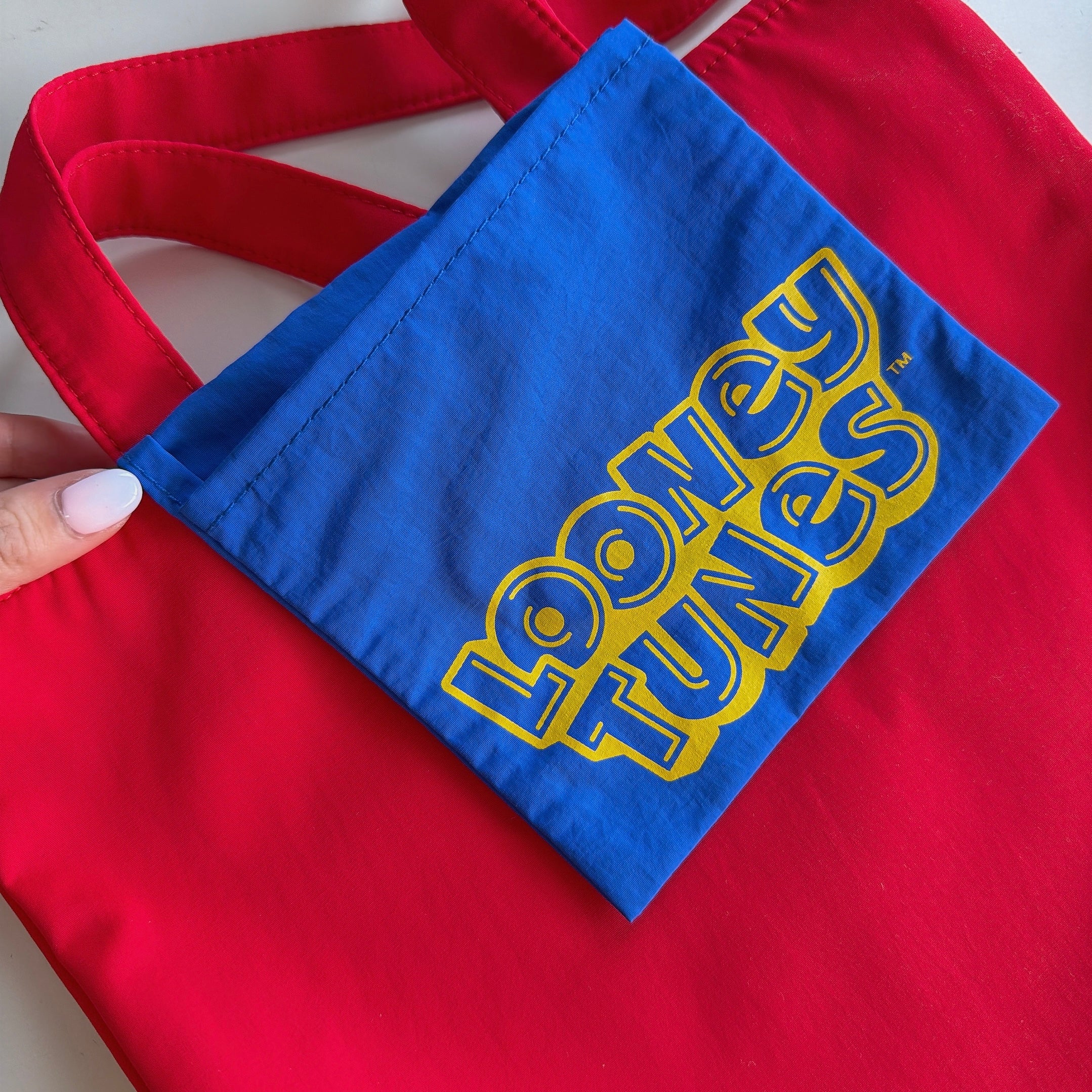 *Pre-order* 8 Types Looney Tunes NOSTALGICA Bi-color Bag - Scheduled for shipment in August