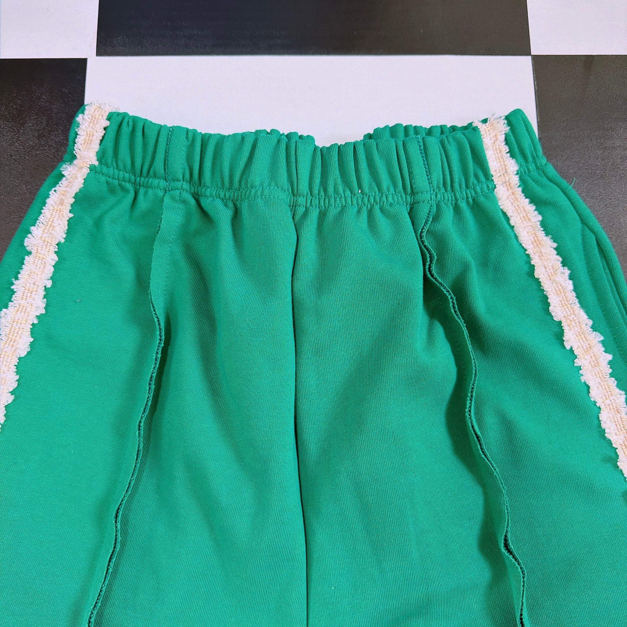 ※予約※2色 裾ダメージレーストラックカラーパンツ 2月上旬ごろ出荷予定