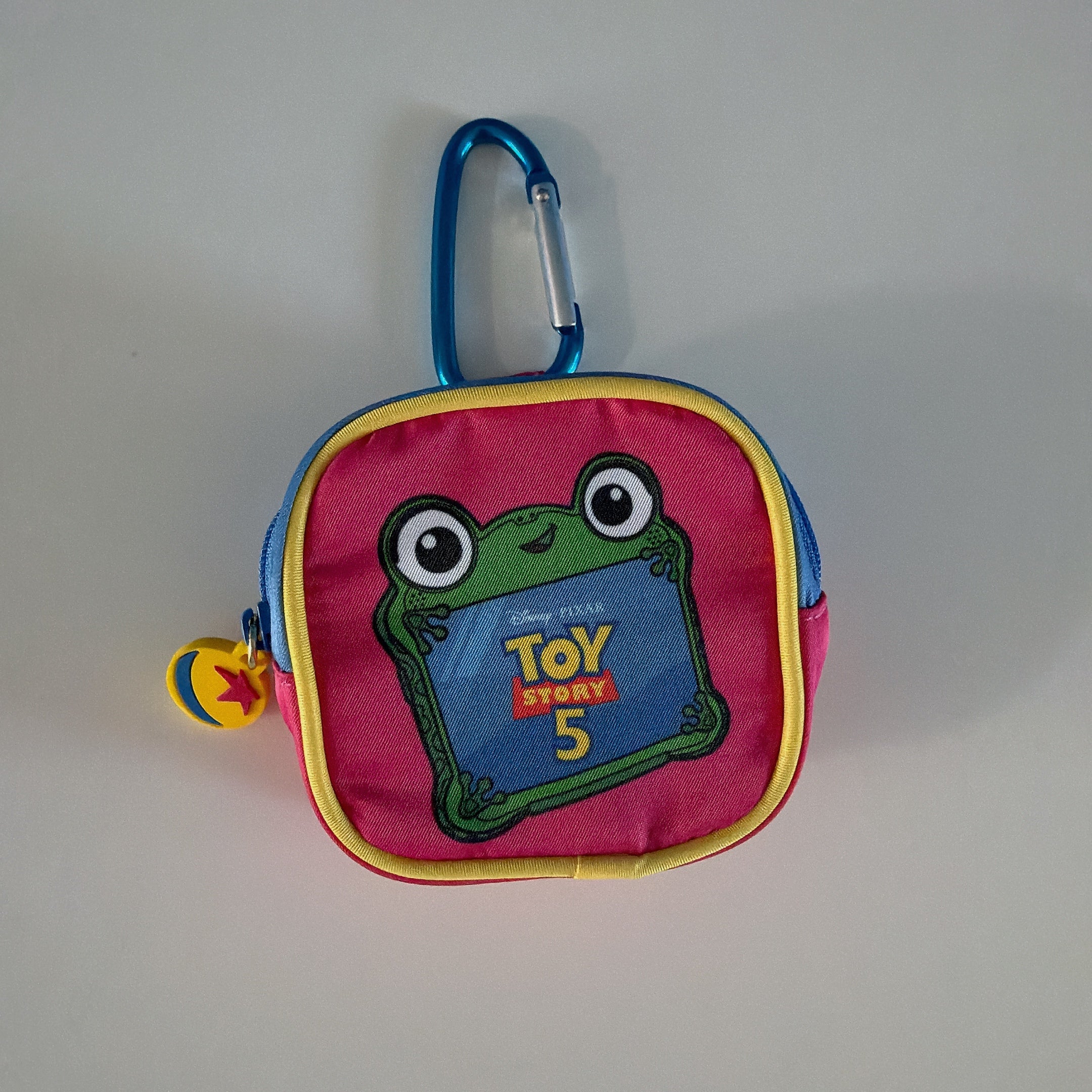 ※予約※ 3種類 DISNEY/PIXAR TOY STORY5 カラビナ付きミニポーチ 7月中の発送予定