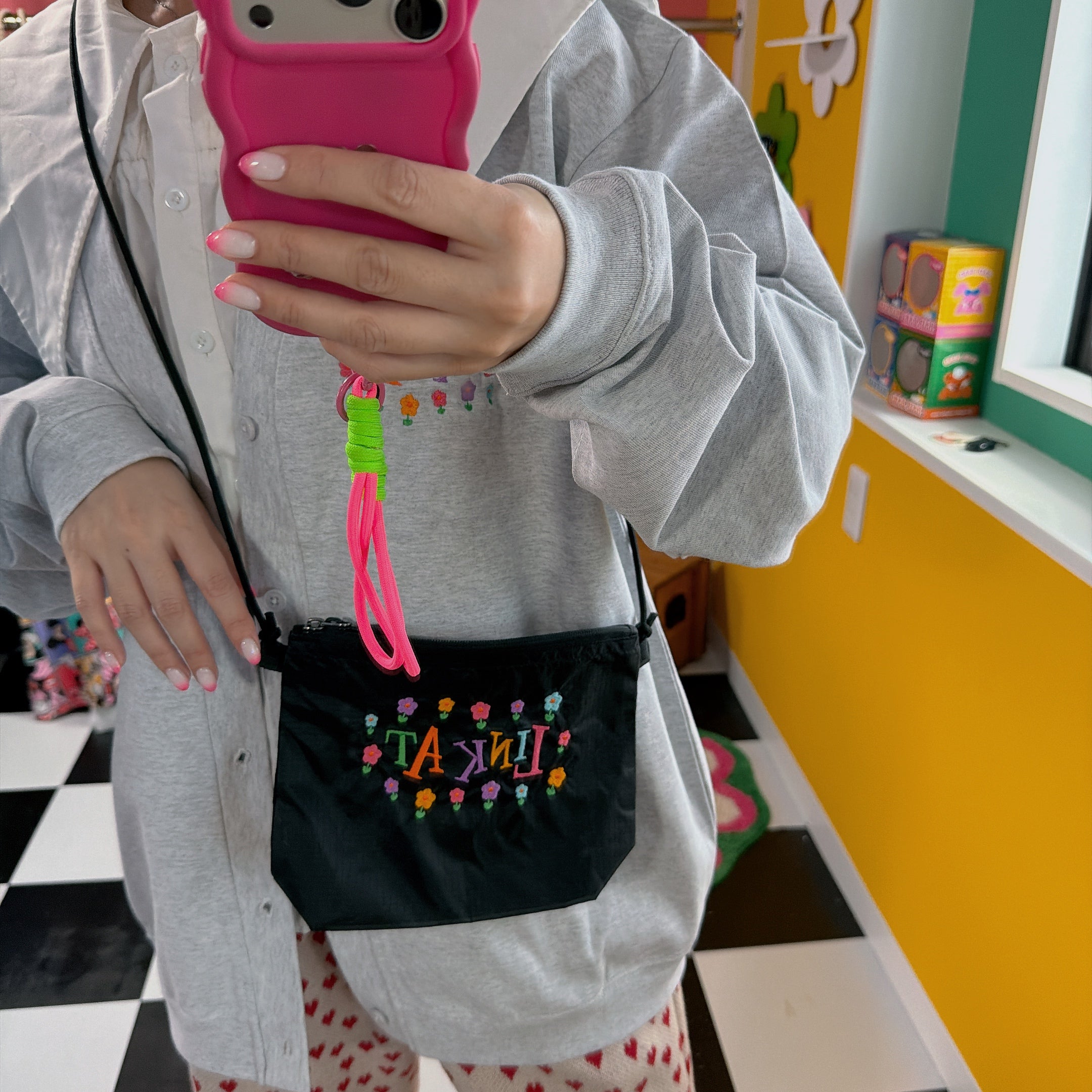 ※予約※LINK@ NEWロゴオリジナルシリーズ♡軽量サコッシュ 1月下旬〜2月上旬発送予定