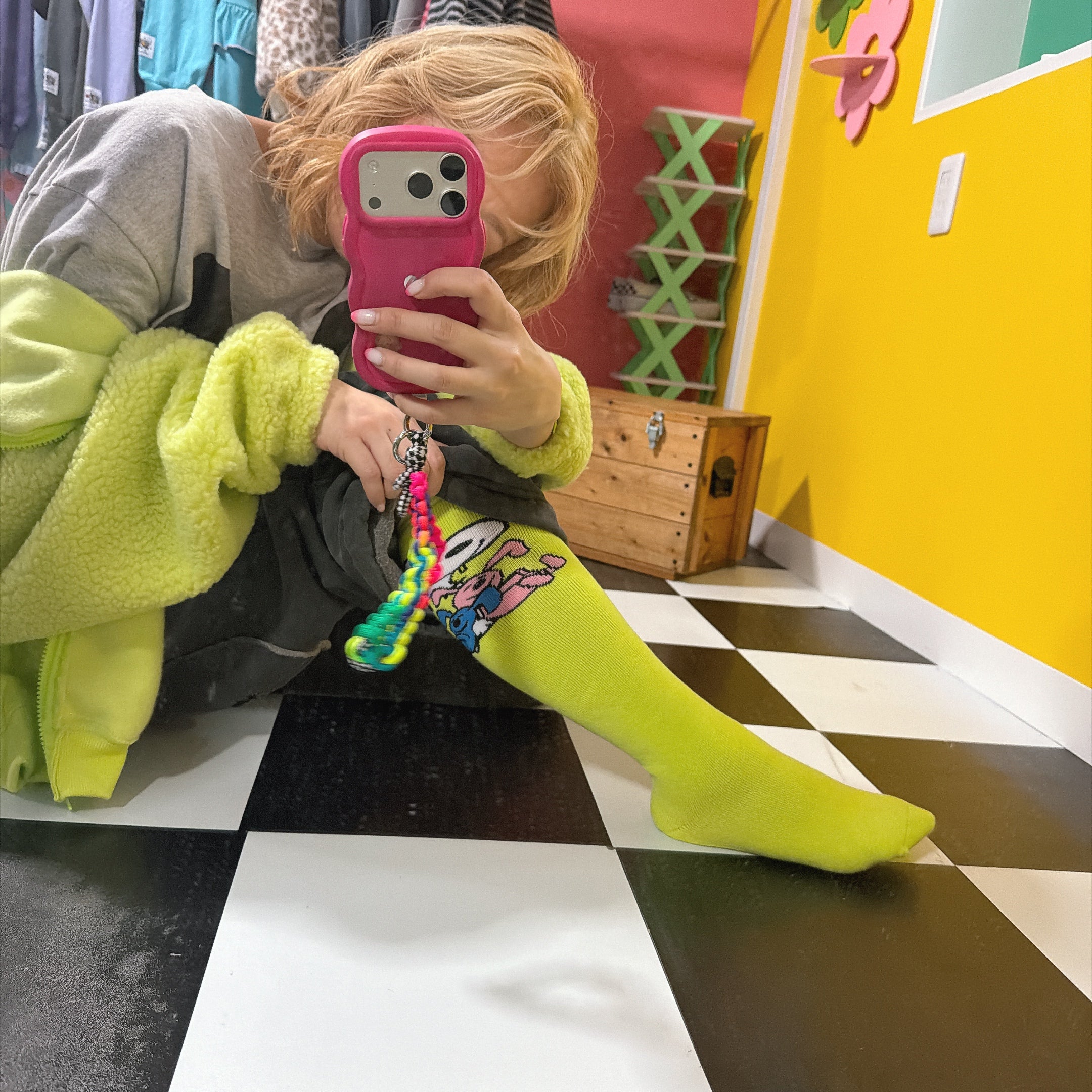 *Pre-order* NOSTALGICA vintage PEANUTS socks in 5 colors. Scheduled to ship in May.