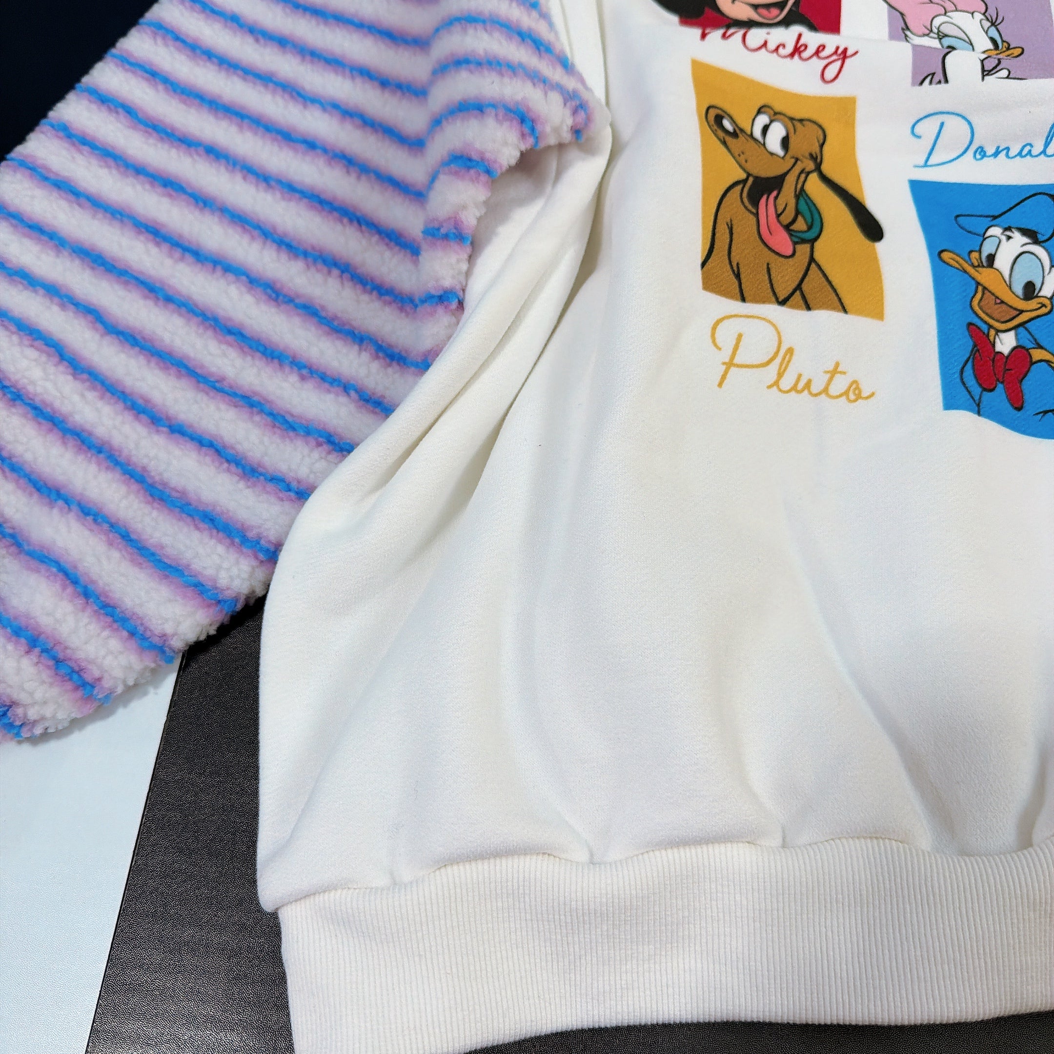 ※予約※ミッキーフレンズボア切り替えプルオーバー  2月中の出荷予定