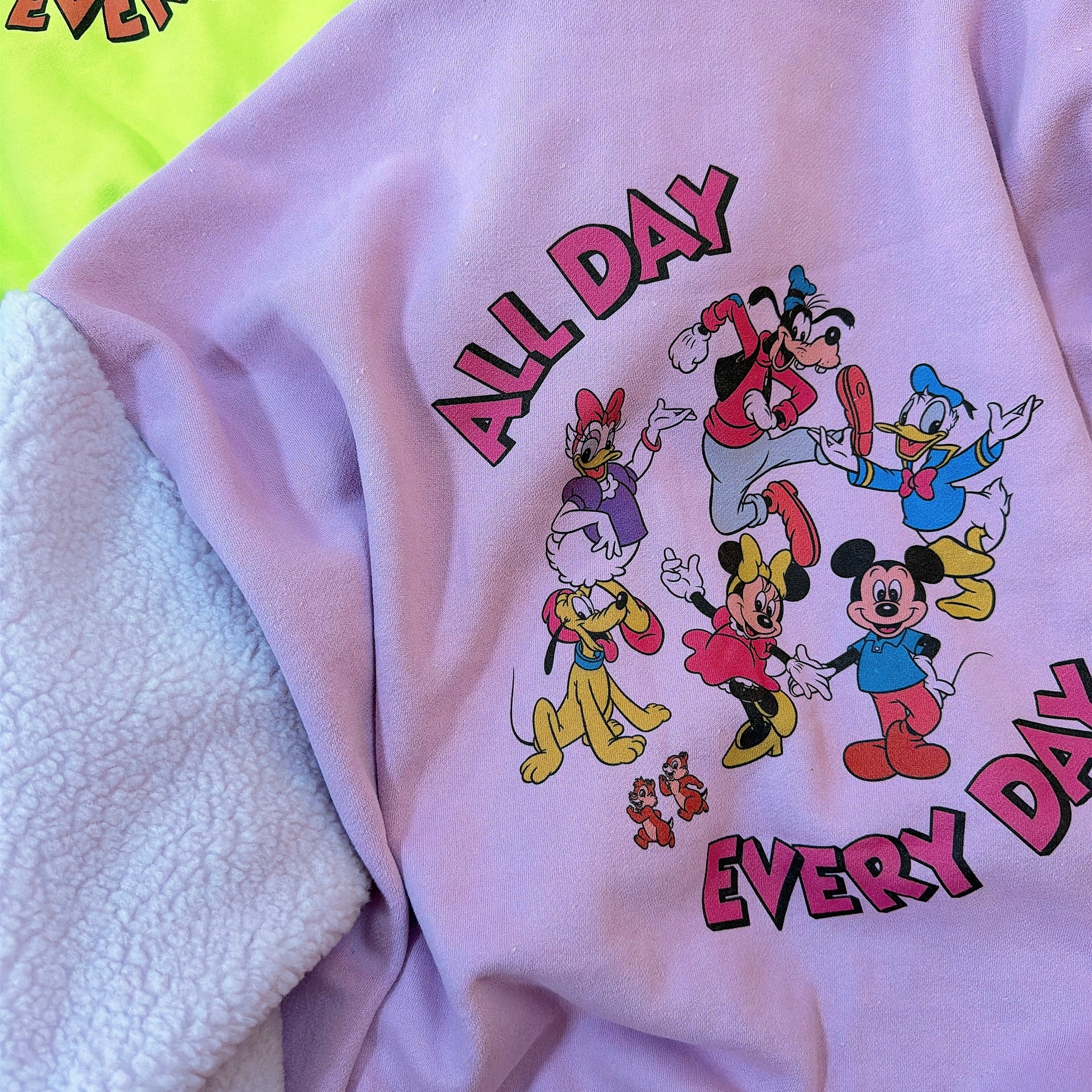 ※予約※3色 ミッキーフレンズボア切り替えパーカー  2月中の出荷予定