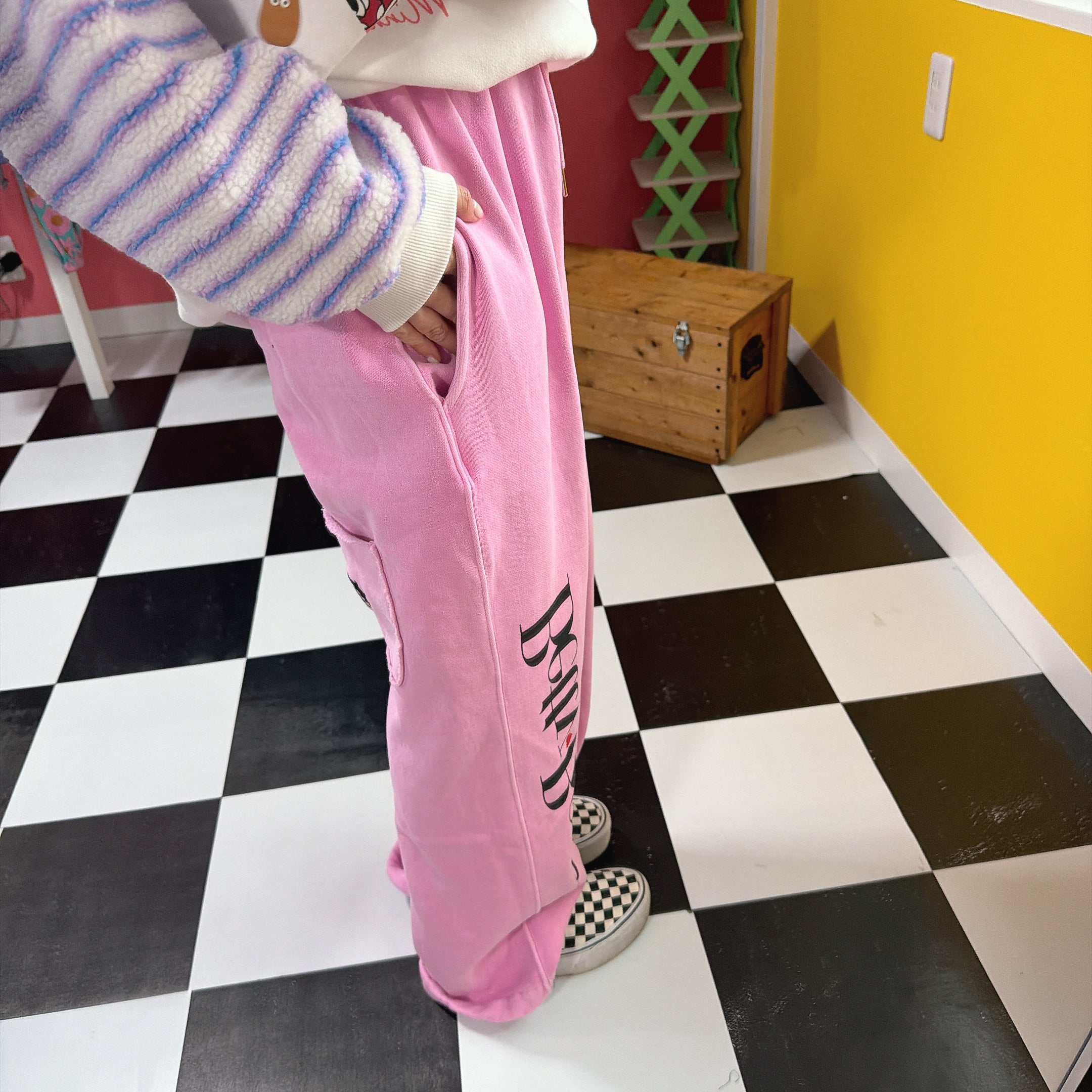 ※予約※2色 BETTYピグメントジョガースウェットパンツ 1月下旬〜2月上旬の出荷予定