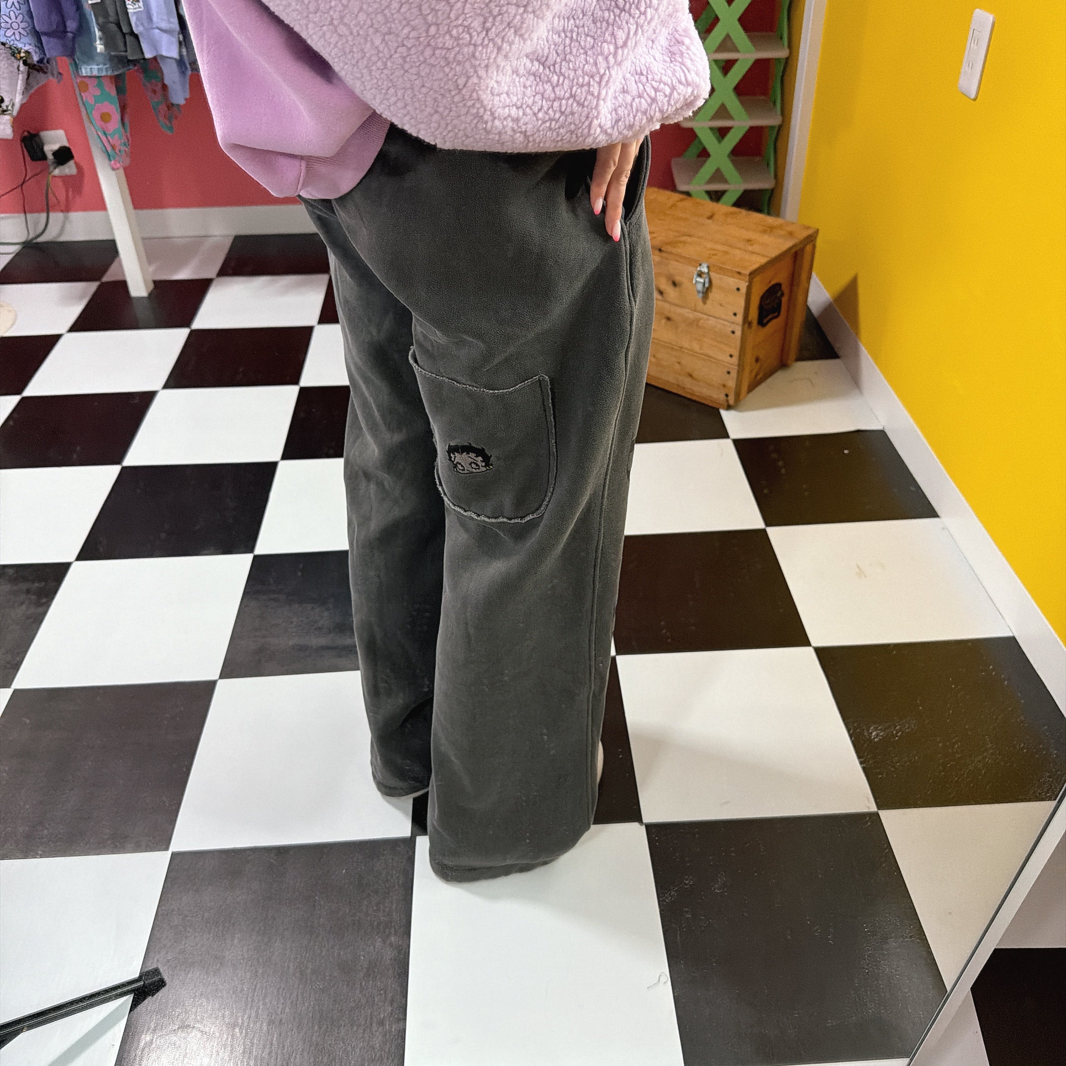 ※予約※2色 BETTYピグメントジョガースウェットパンツ 1月下旬〜2月上旬の出荷予定