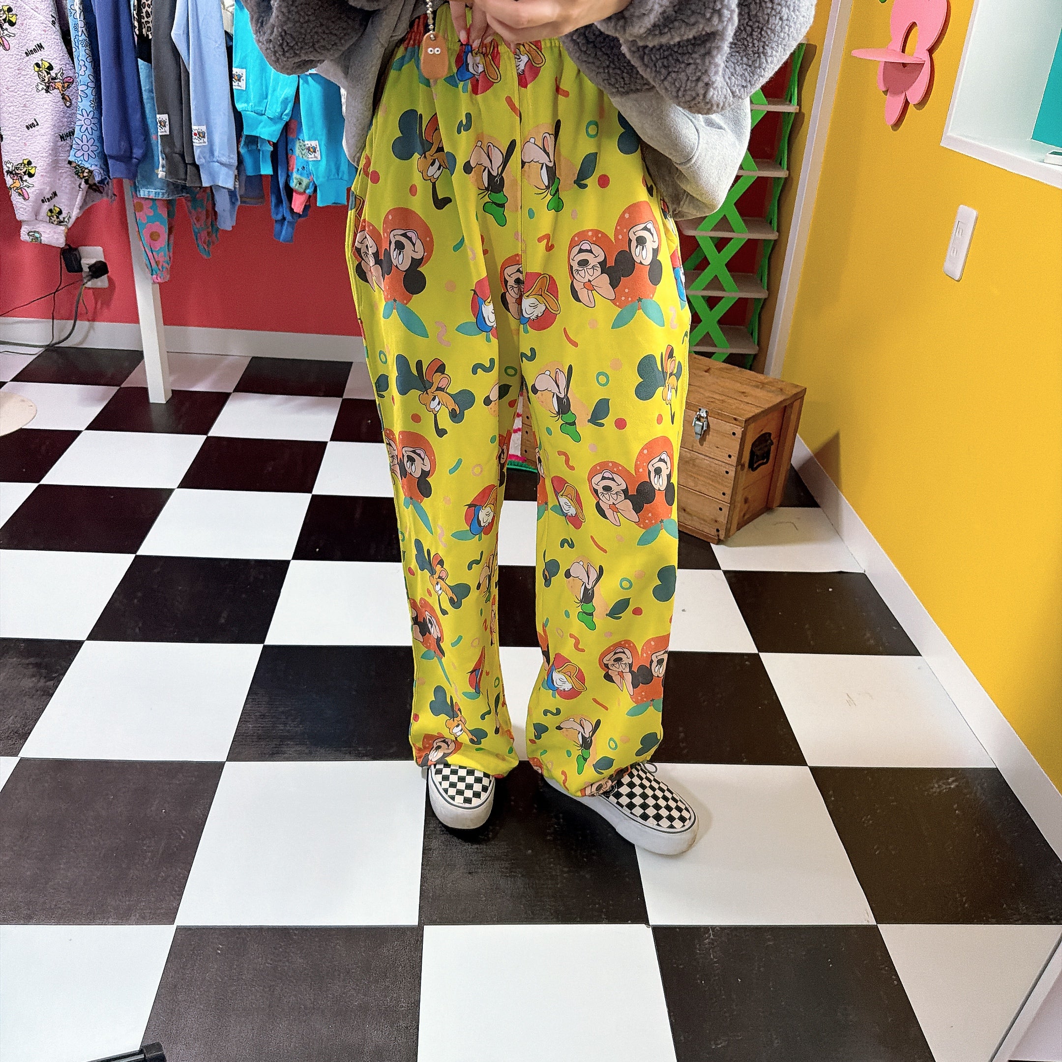 ※予約※ミッキーフレンズ スウェットジョガーパンツ 2月中の出荷予定