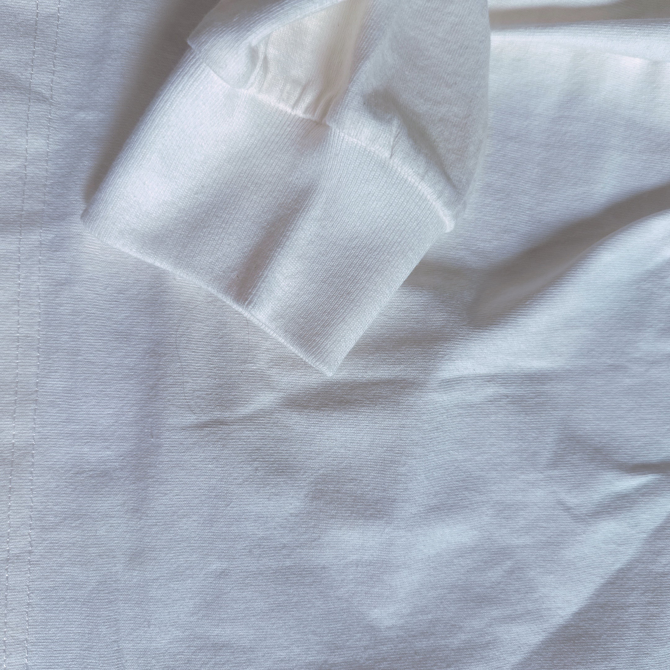 ※数量限定予約※2色 グレムリン落書きロンTEE 9月中旬ごろの出荷予定