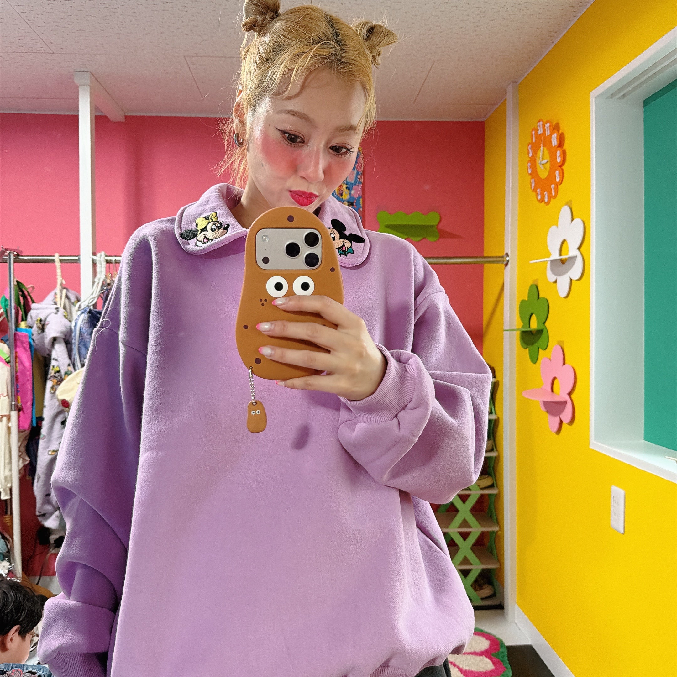 ※予約※2色ディズニー襟刺繍スウェット 2月中の出荷予定