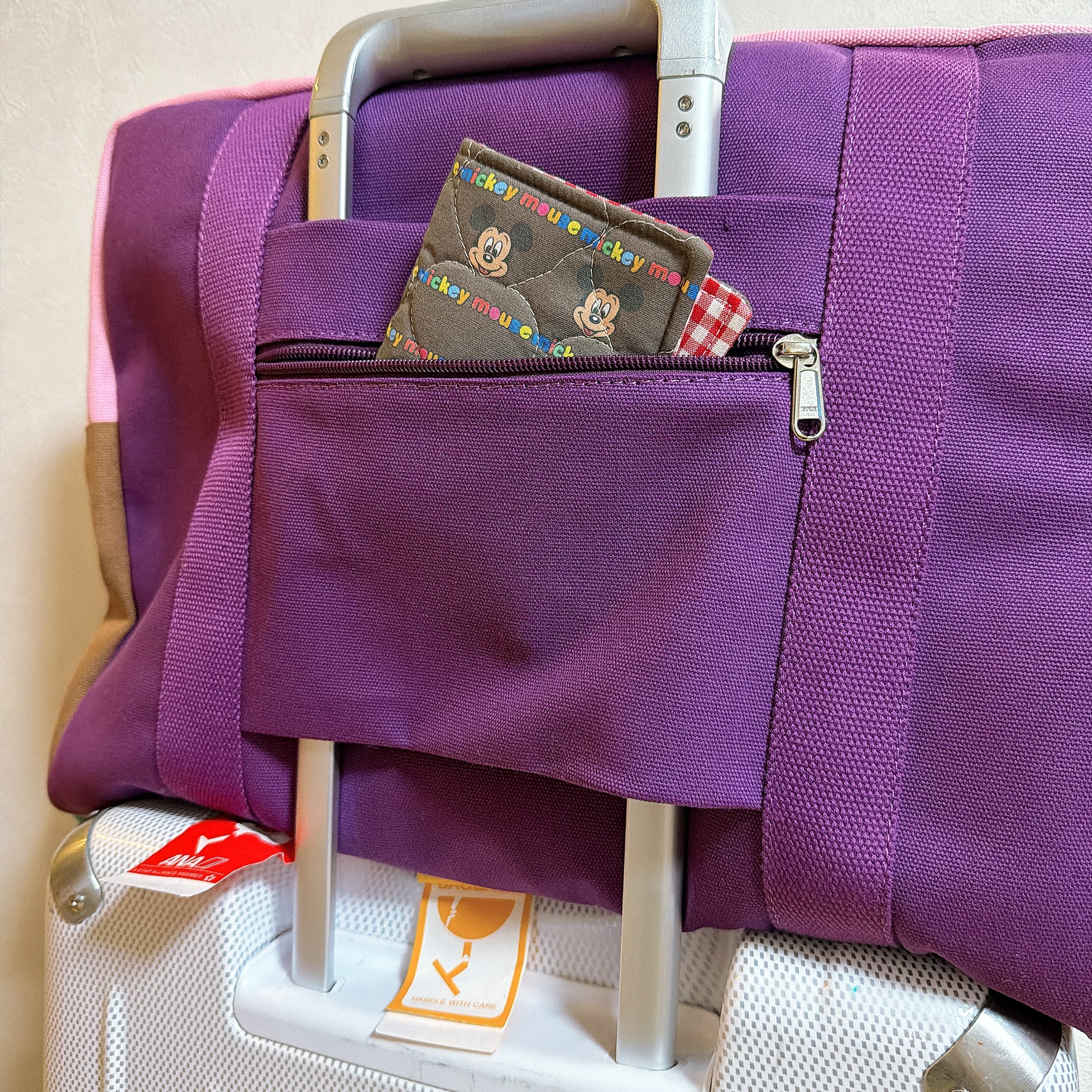 ※予約※2色 ミッキーフェイス トラベルバッグ 2月下旬ごろの出荷予定