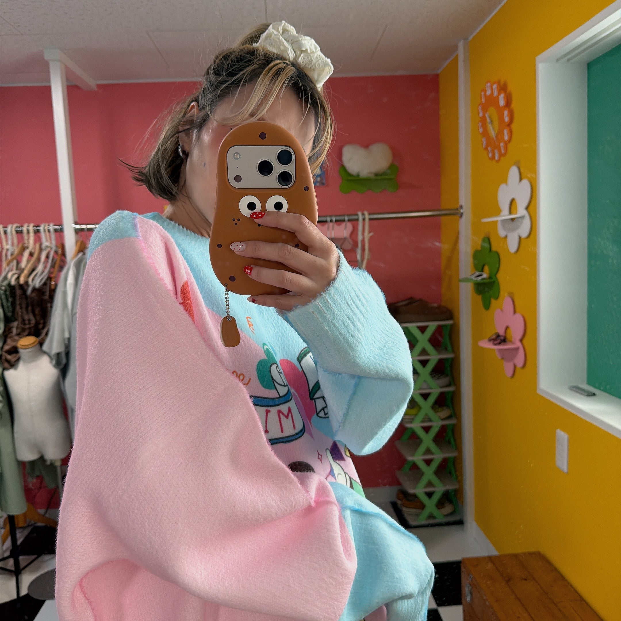 ※予約※ミッキーミニーバイカラービッグニット 2月下旬ごろのお届け予定