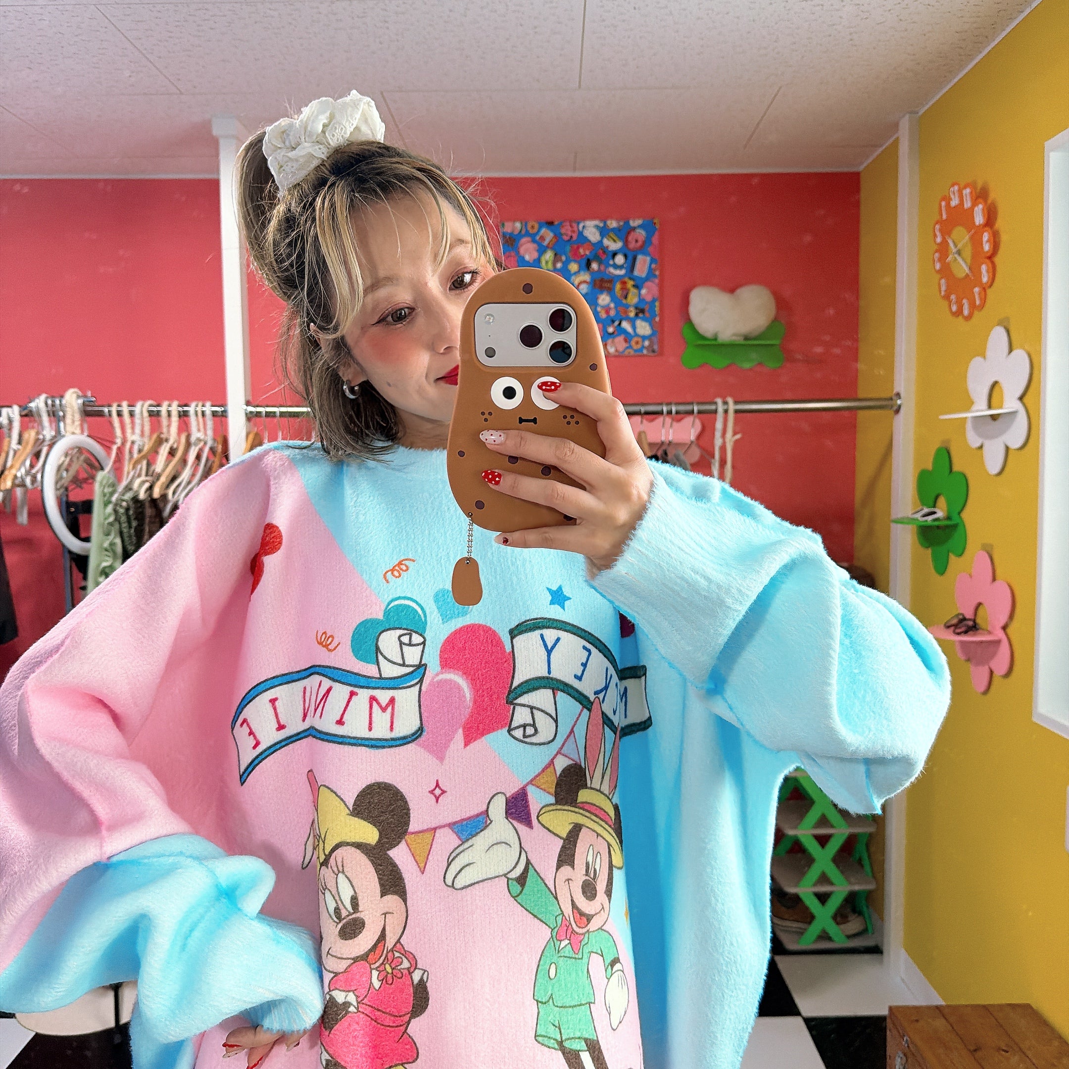 ※予約※ミッキーミニーバイカラービッグニット 2月下旬ごろのお届け予定